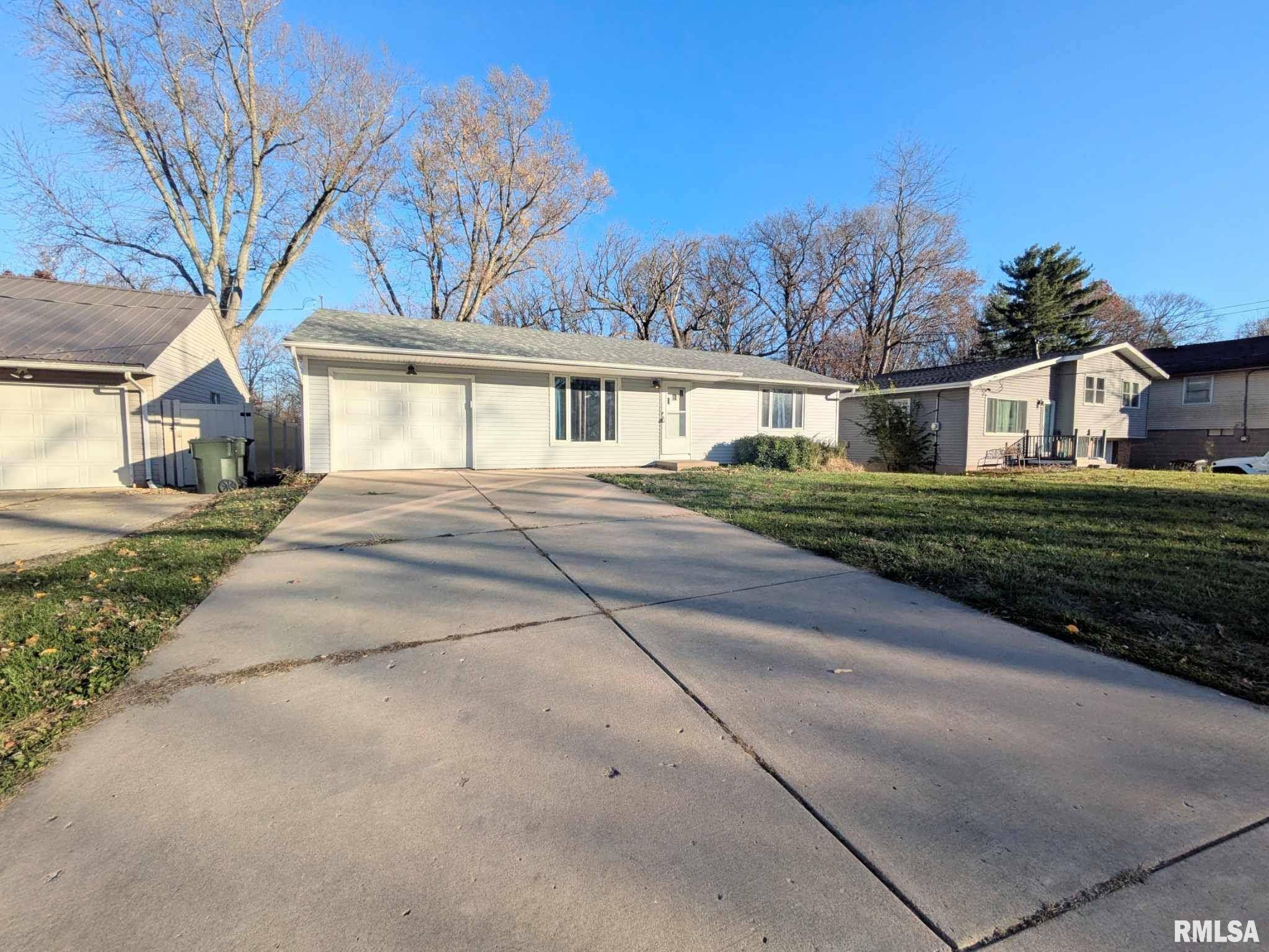 East Peoria, IL 61611,326 MARIA ST