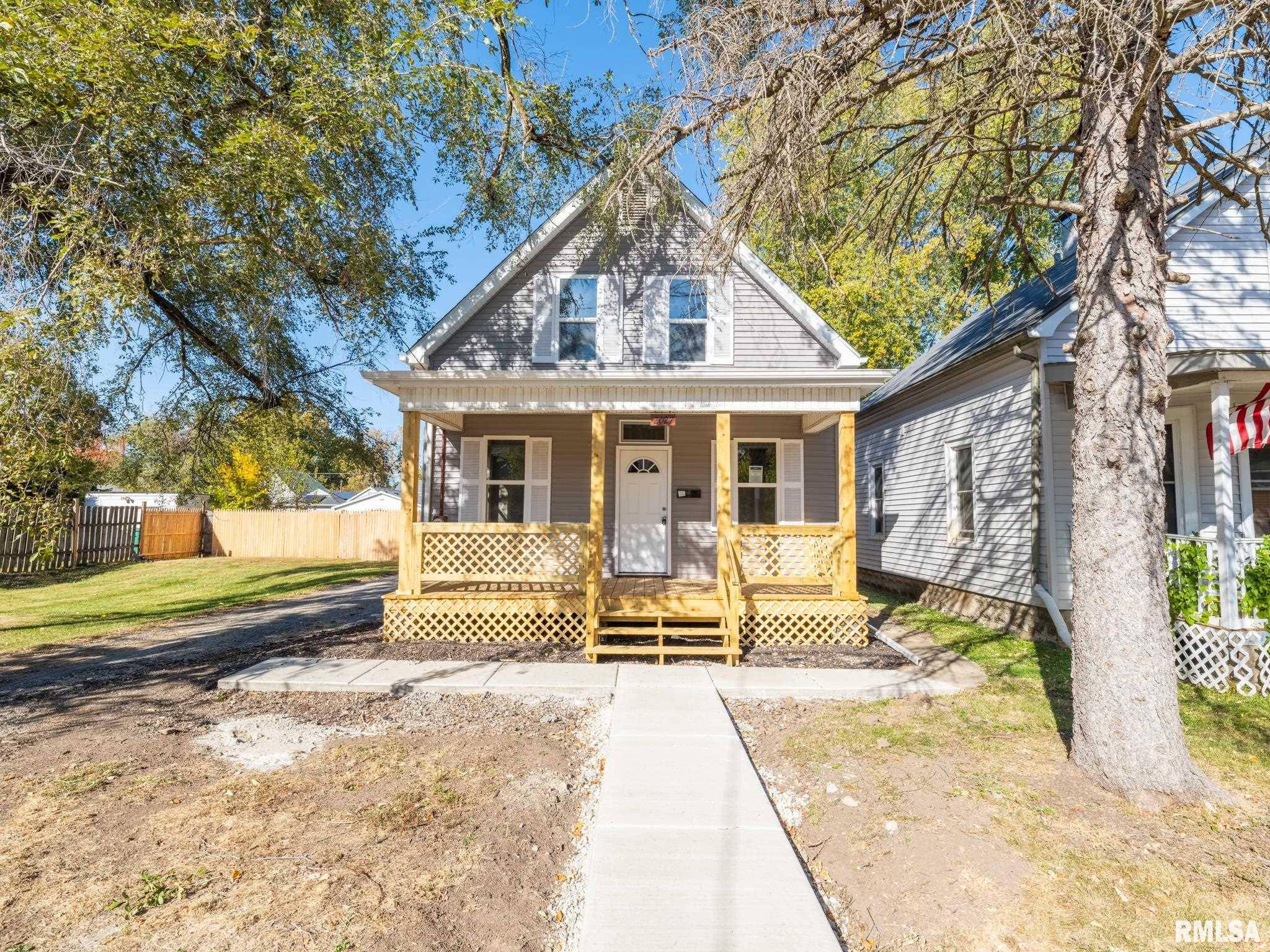 West Peoria, IL 61604,2027 W SHERMAN AVE