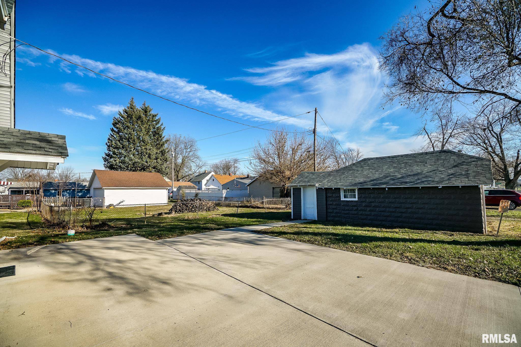 Pekin, IL 61554,1424 S 7TH ST