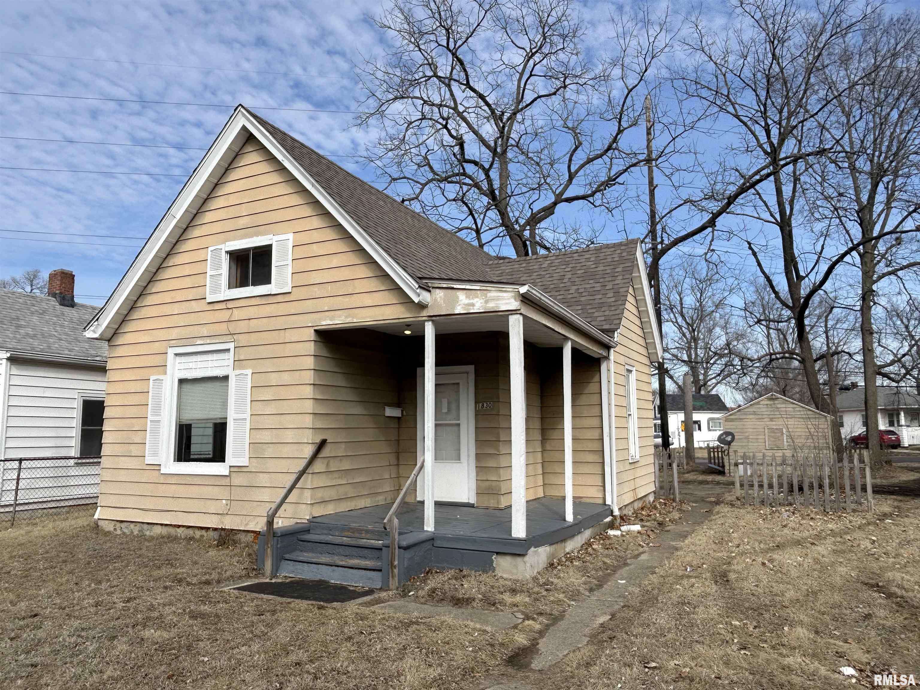Peoria, IL 61604,1830 N GALE AVE