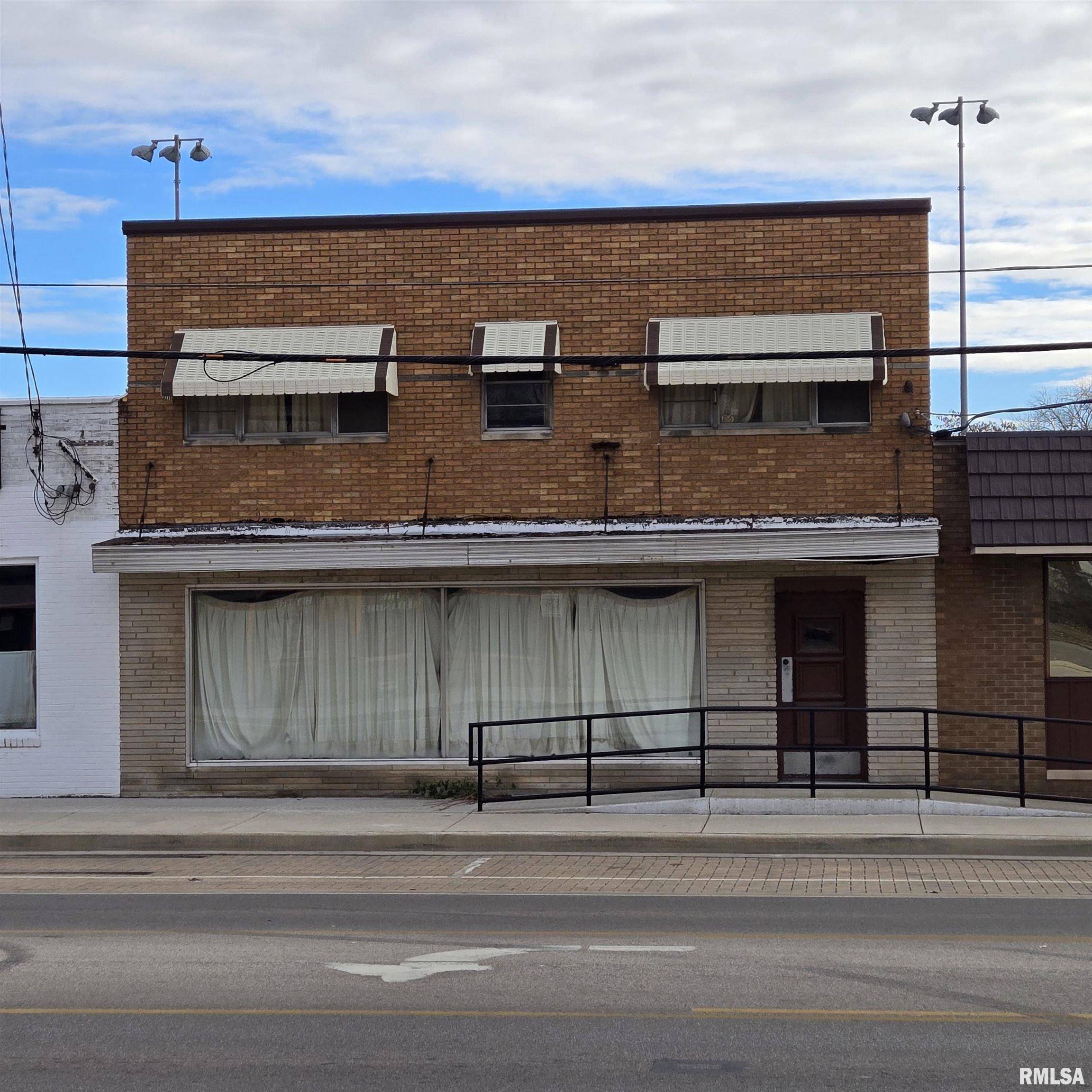 Peoria, IL 61604,1732,1738,1744 N SHERIDAN RD