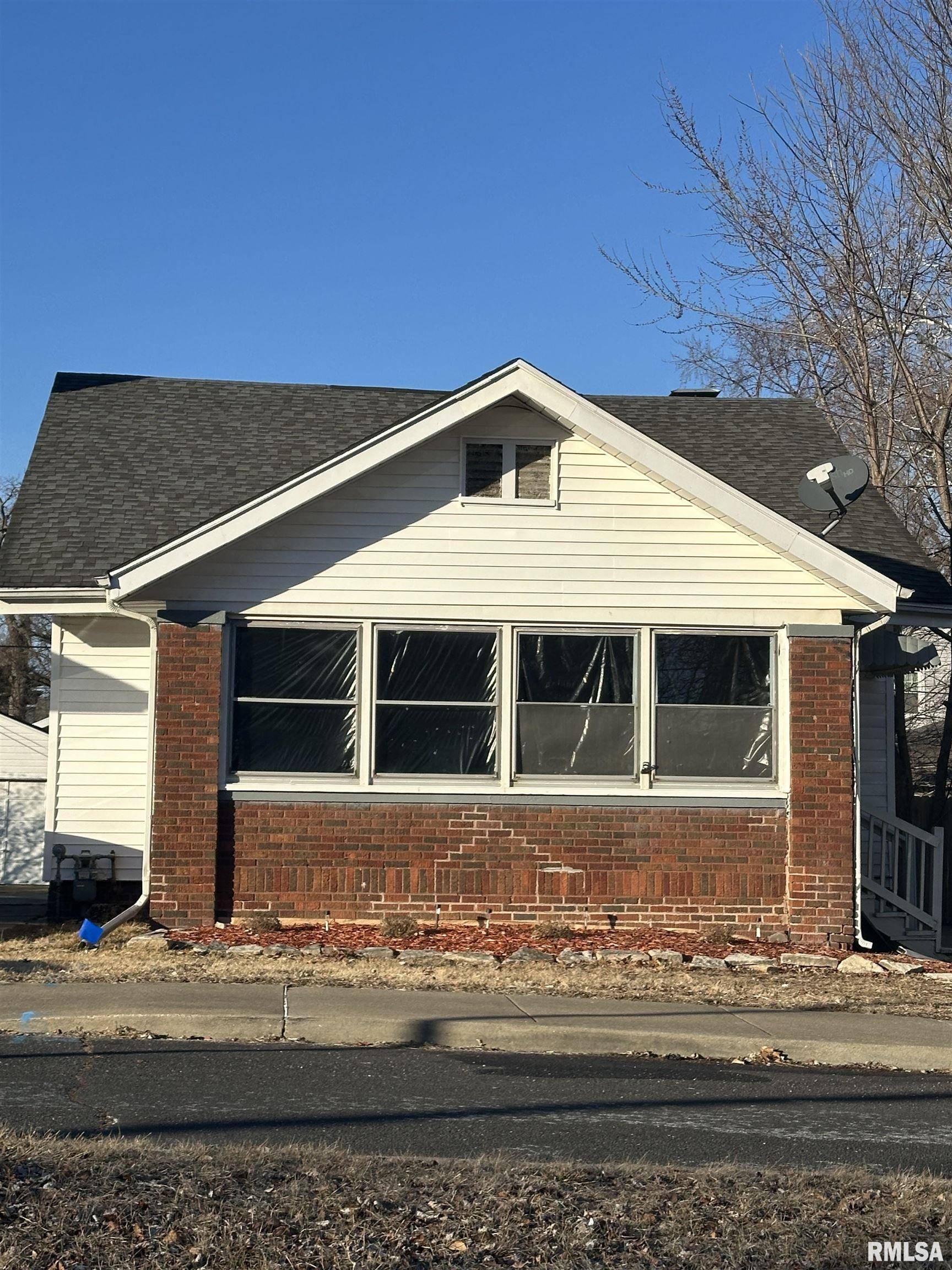 Peoria, IL 61604,505 W HANSSLER PL
