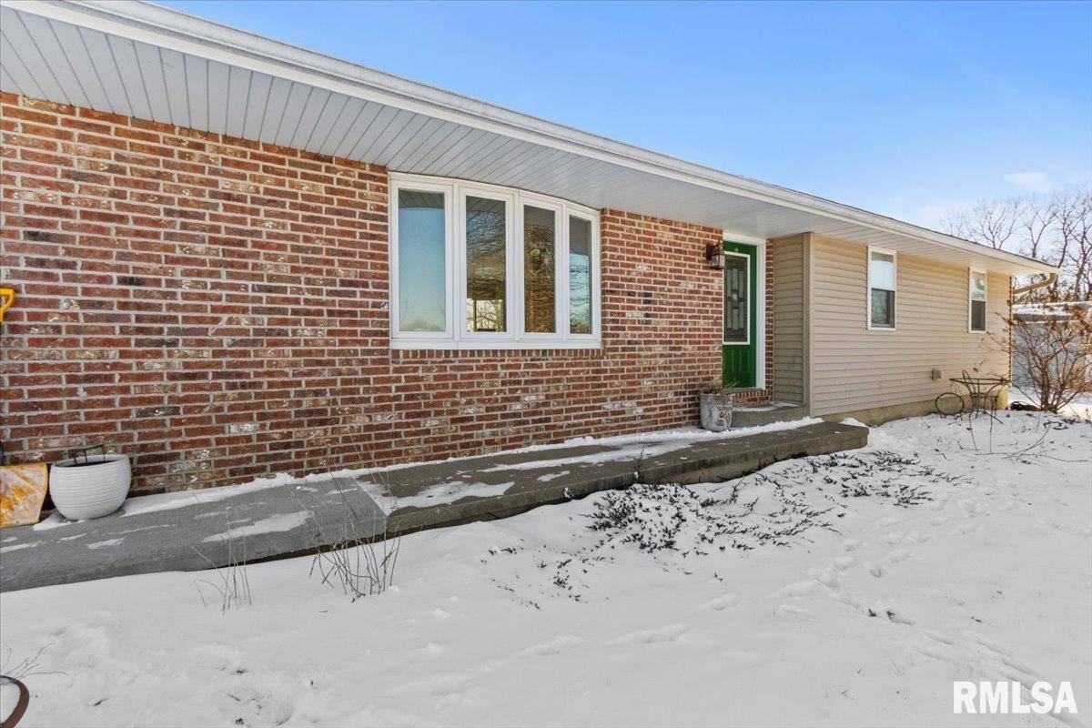 Metamora, IL 61548,499 OAK POINT RD