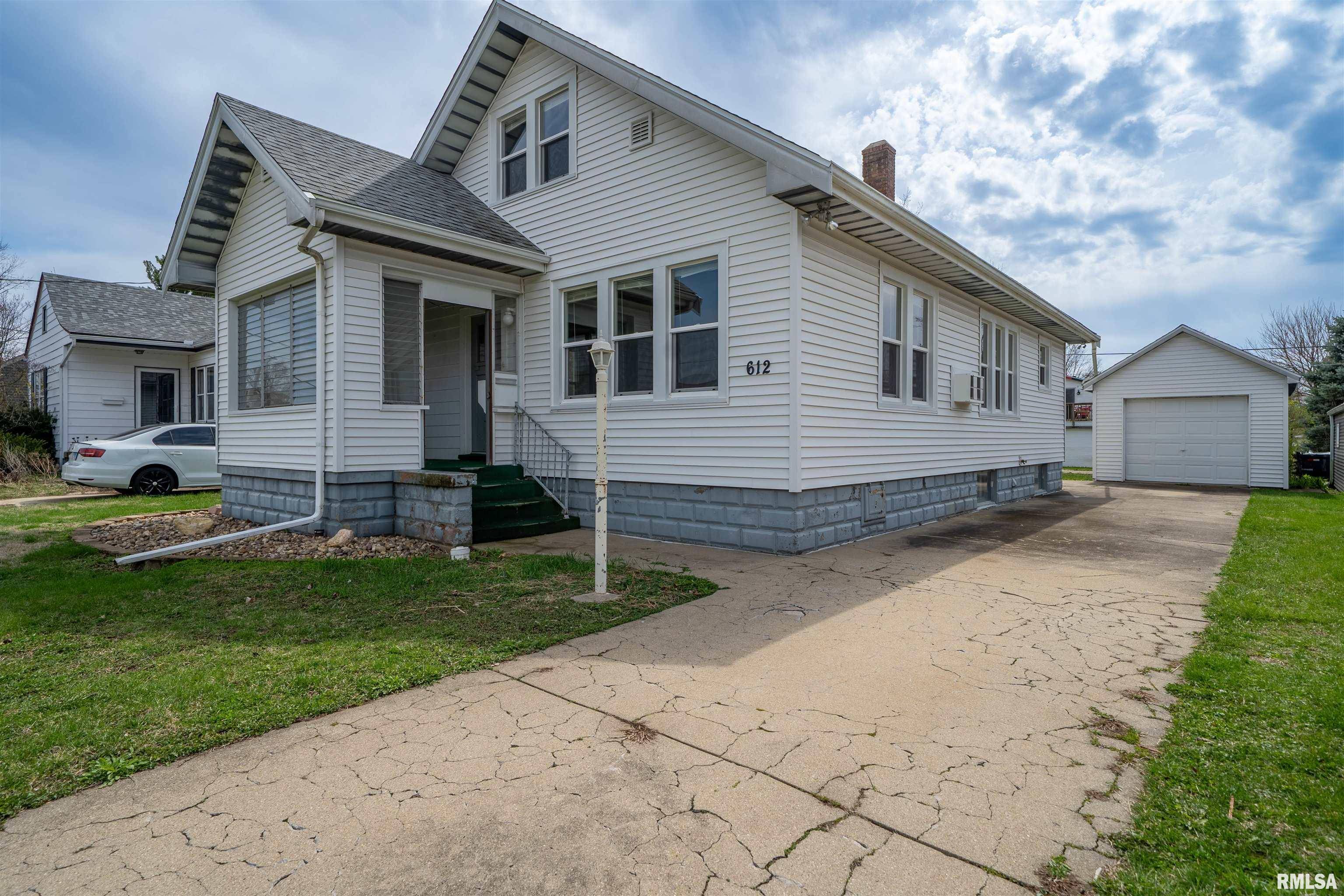 Morton, IL 61550,612 E ADAMS ST