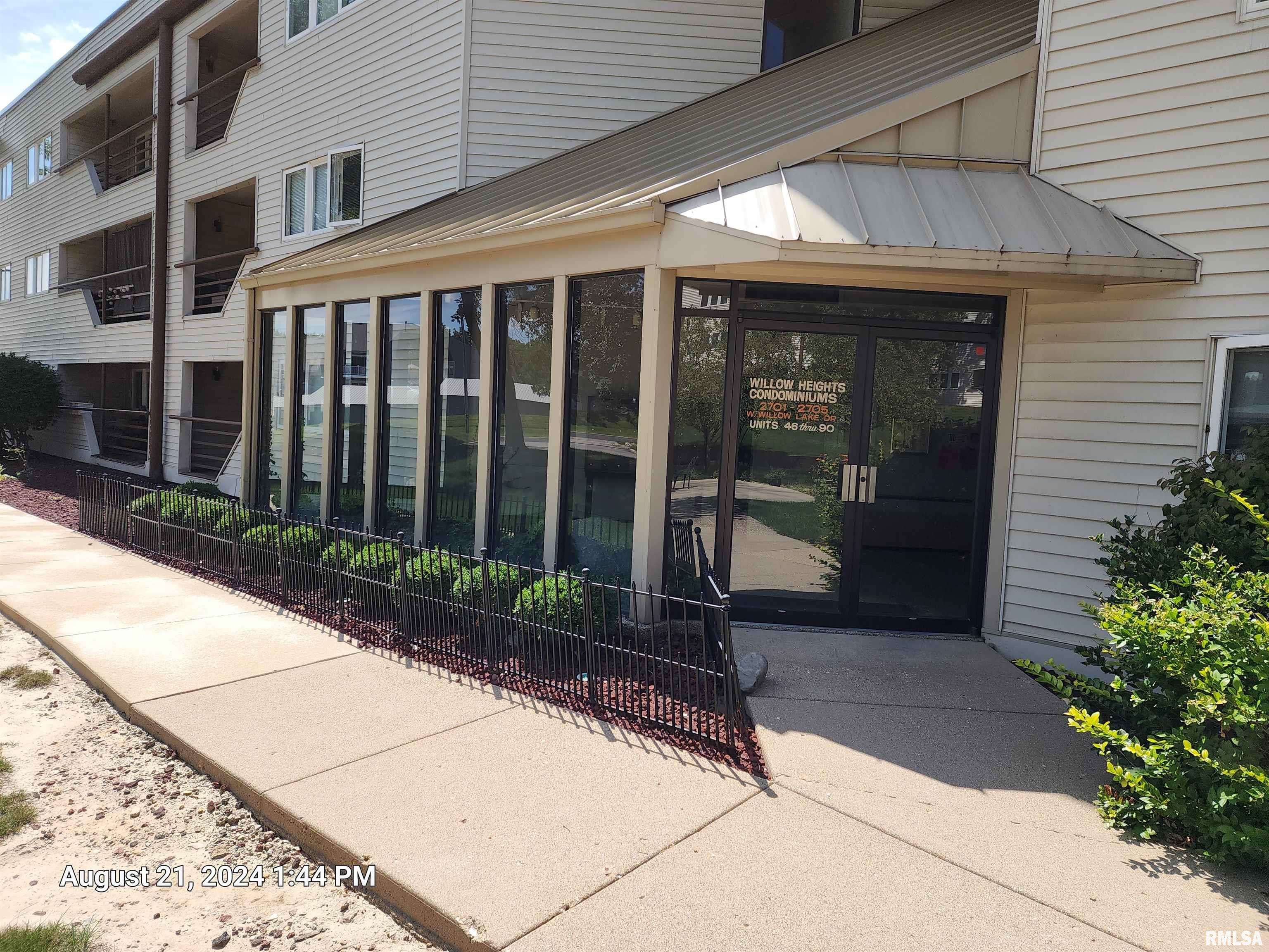 Peoria, IL 61614,2701 W WILLOWLAKE DR #69