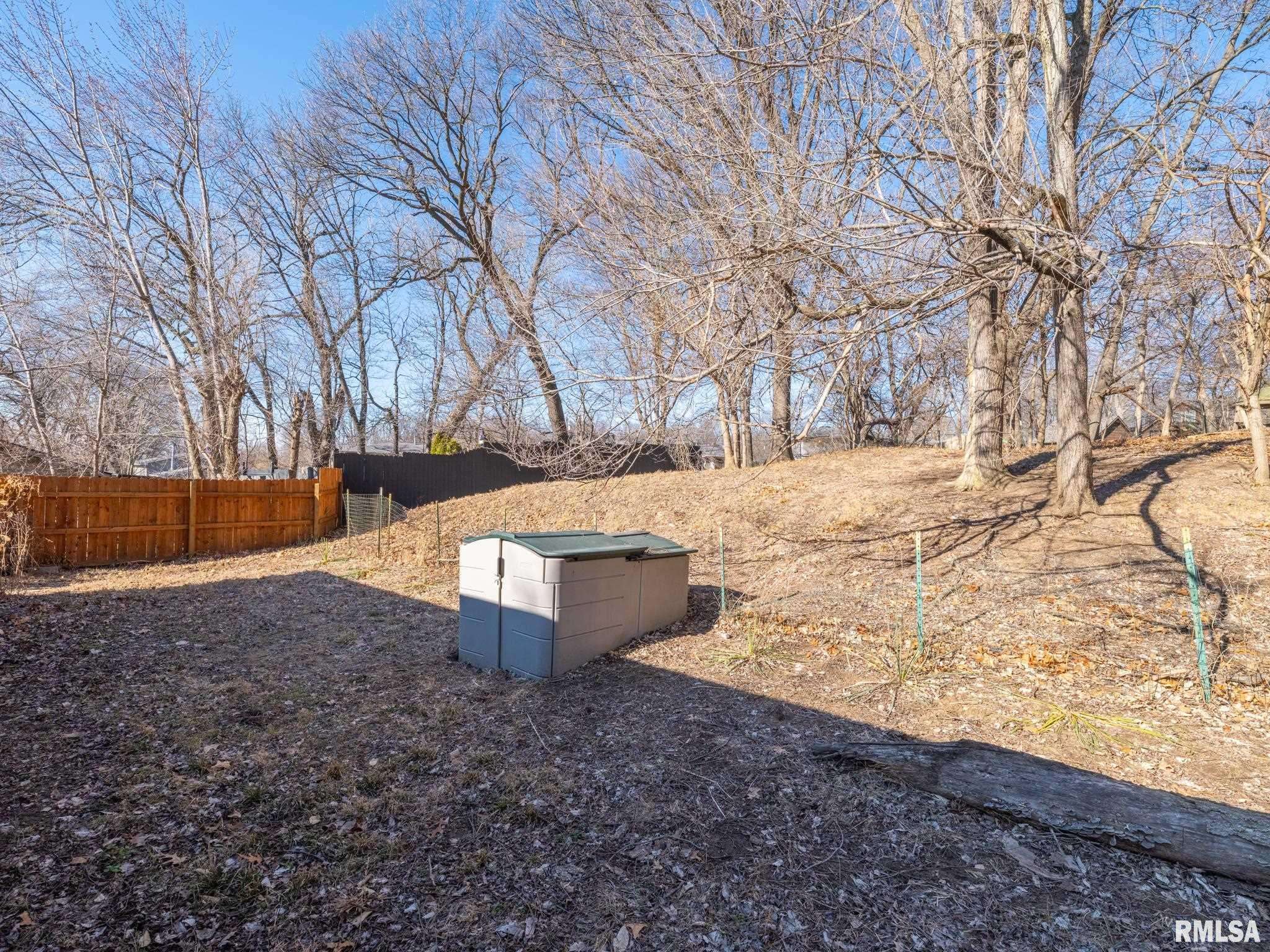 Pekin, IL 61554,6 CRIMSON CT