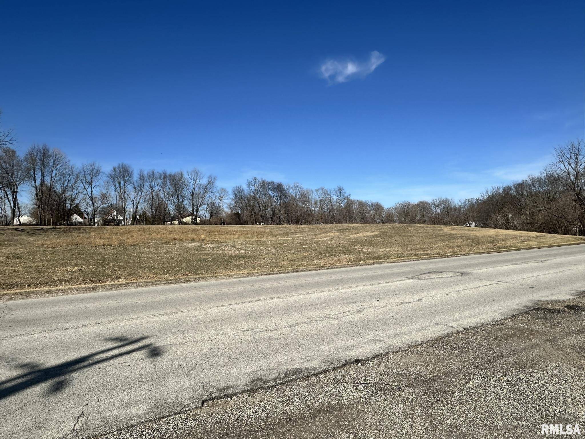 Canton, IL 61520,0 W HICKORY ST