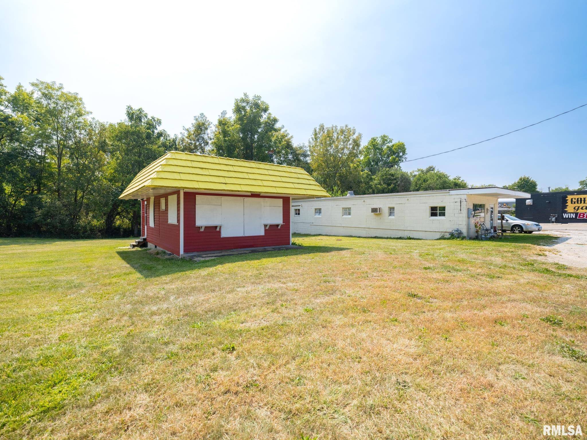 Peoria, IL 61604,4802 W FARMINGTON RD