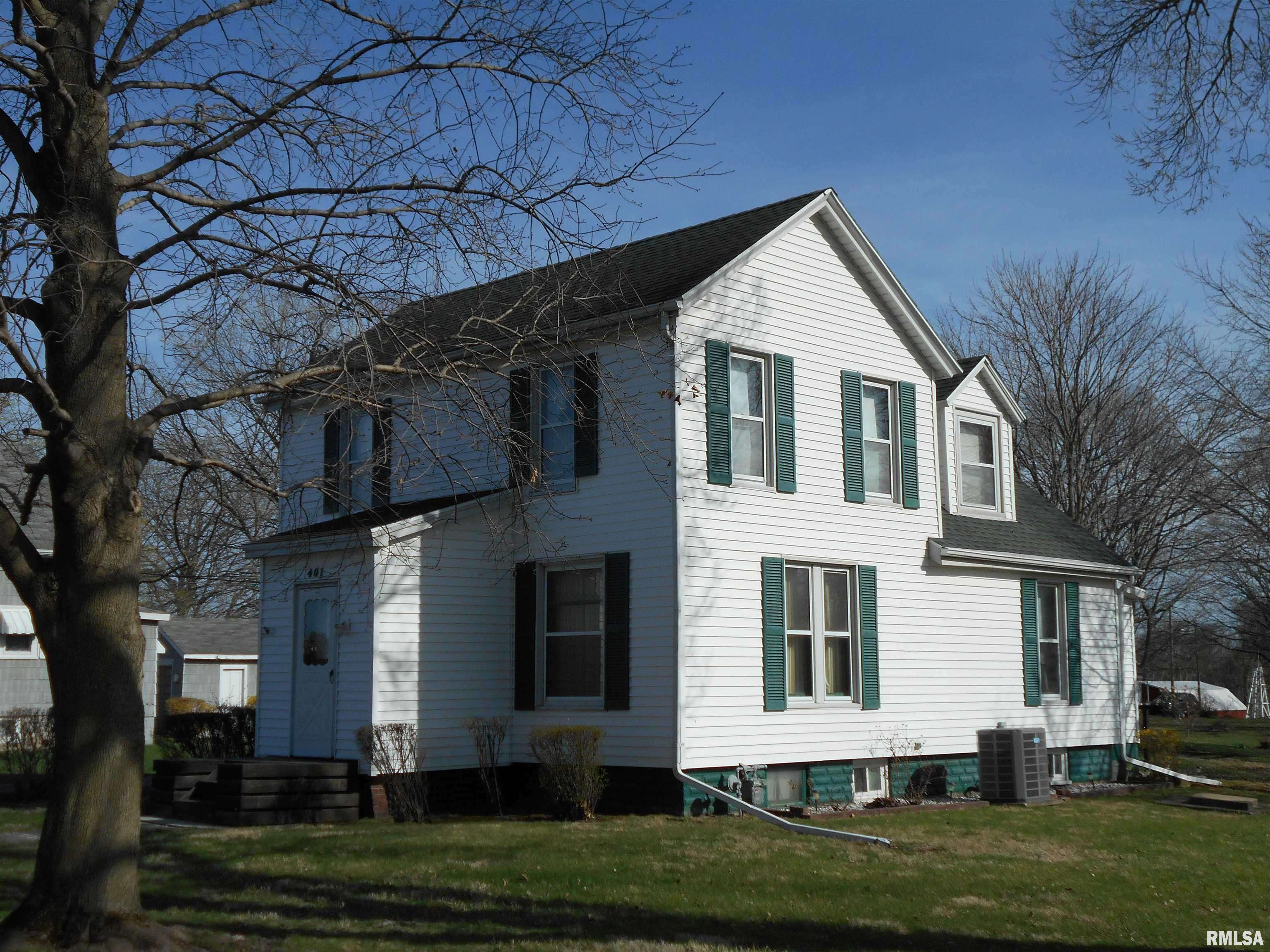 Avon, IL 61415,401 E Wood ST