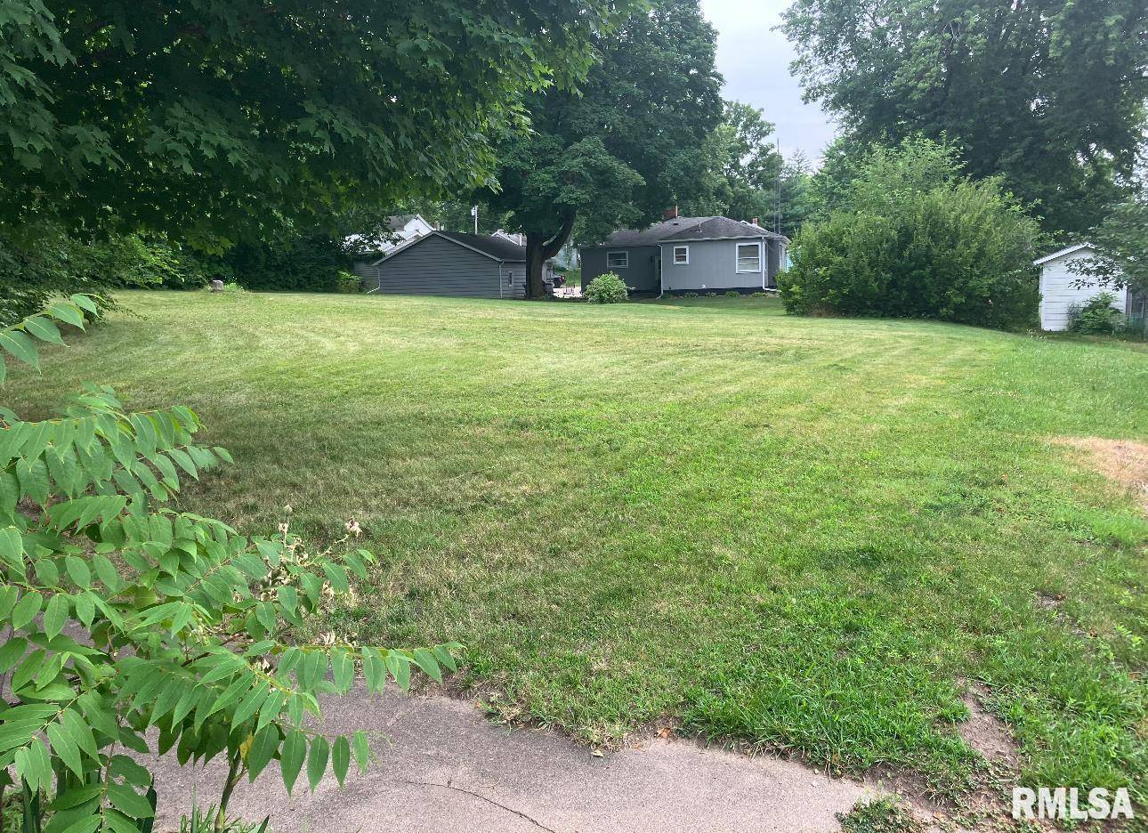 Lacon, IL 61540,512 2ND ST