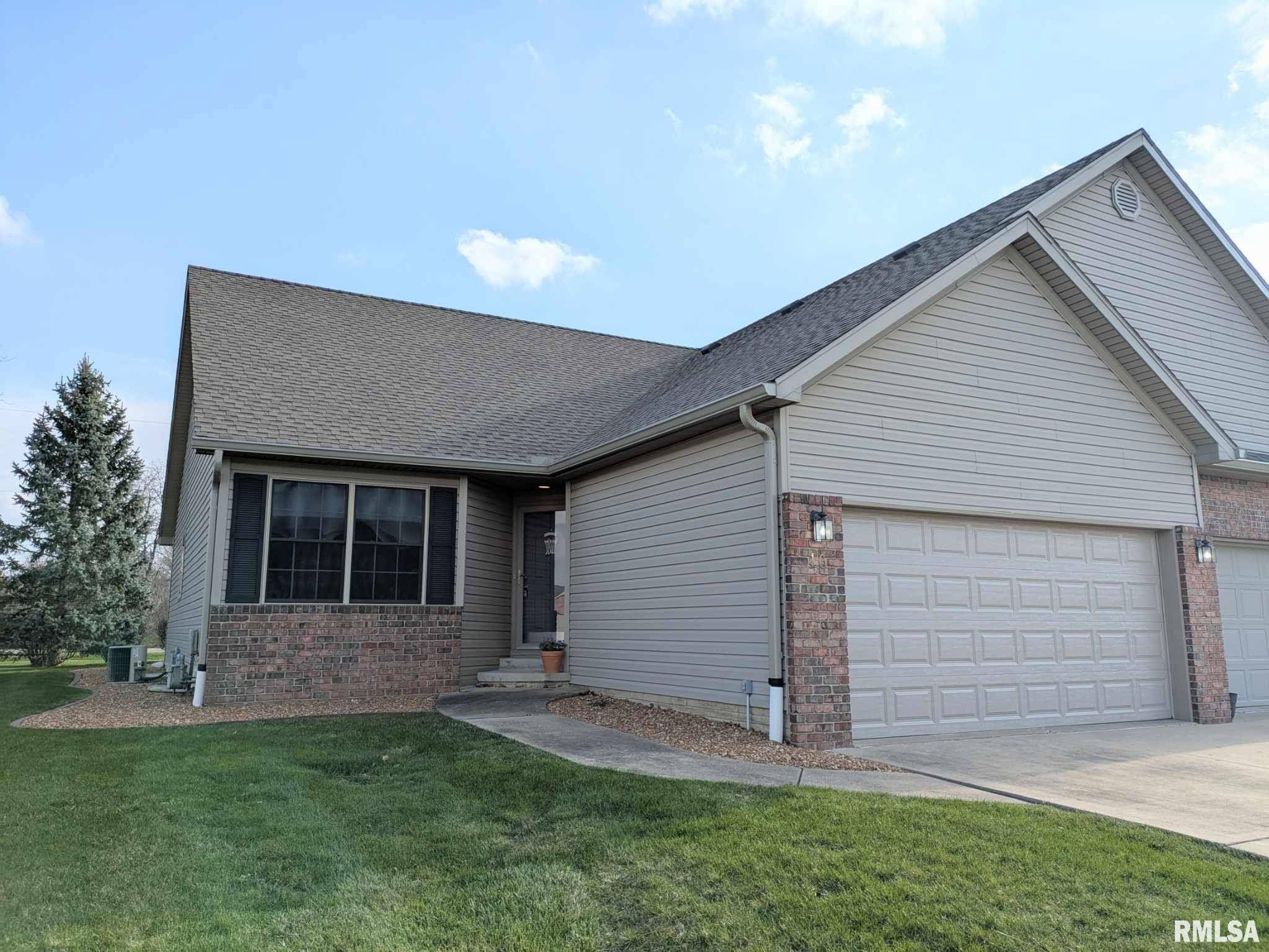 Washington, IL 61571,16 ELK CT