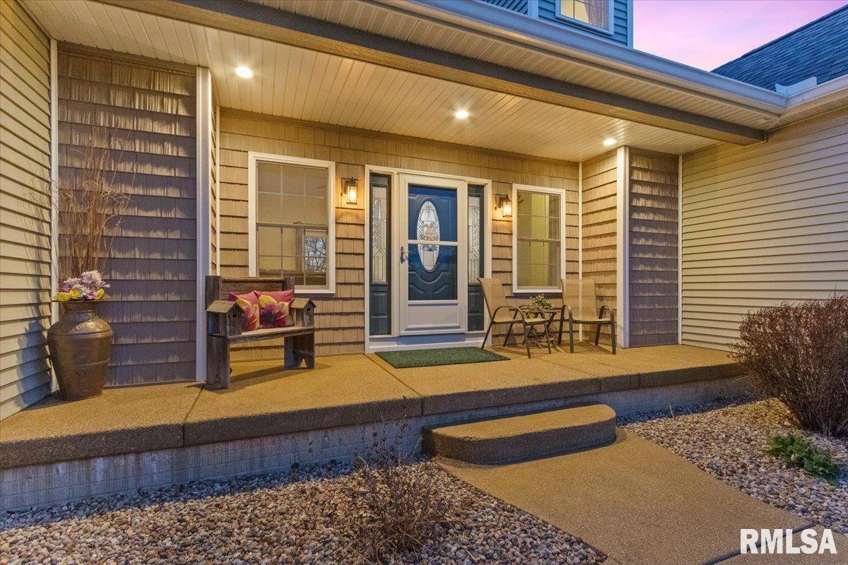 Washburn, IL 61570,109 N ALEXANDER ST
