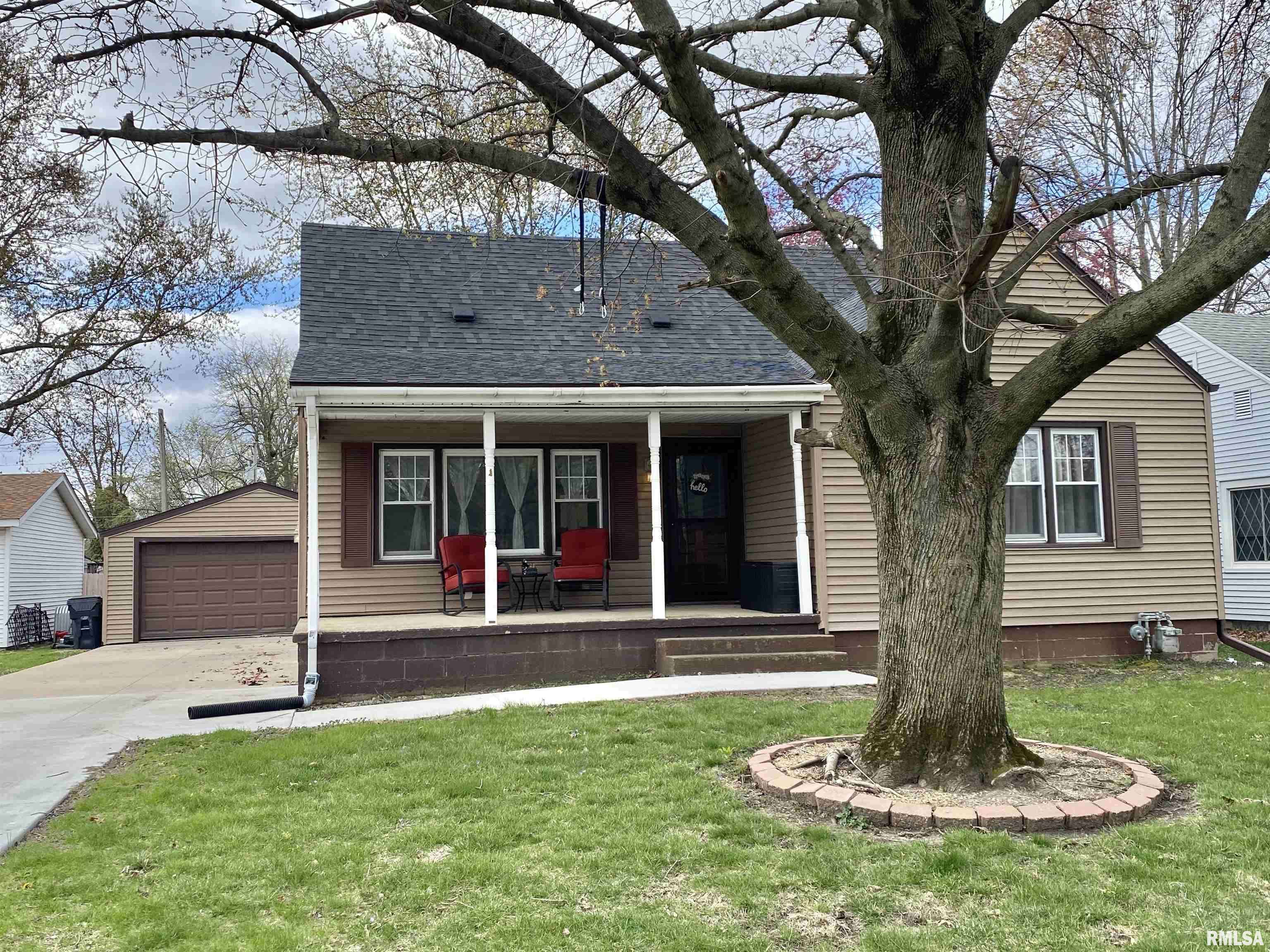 Canton, IL 61520,66 VAN DYKE DR
