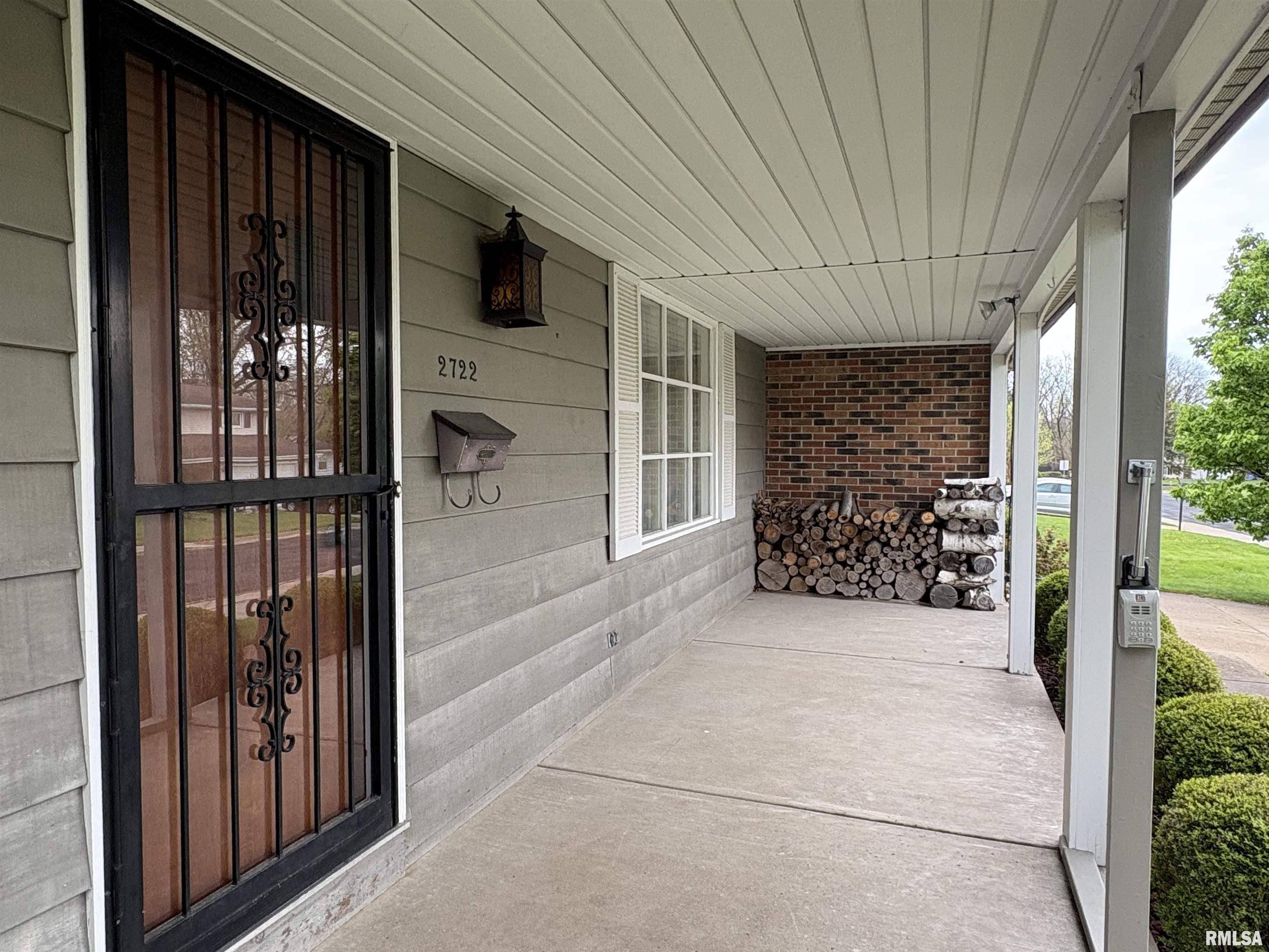 Peoria, IL 61604,2722 N KINGSTON DR
