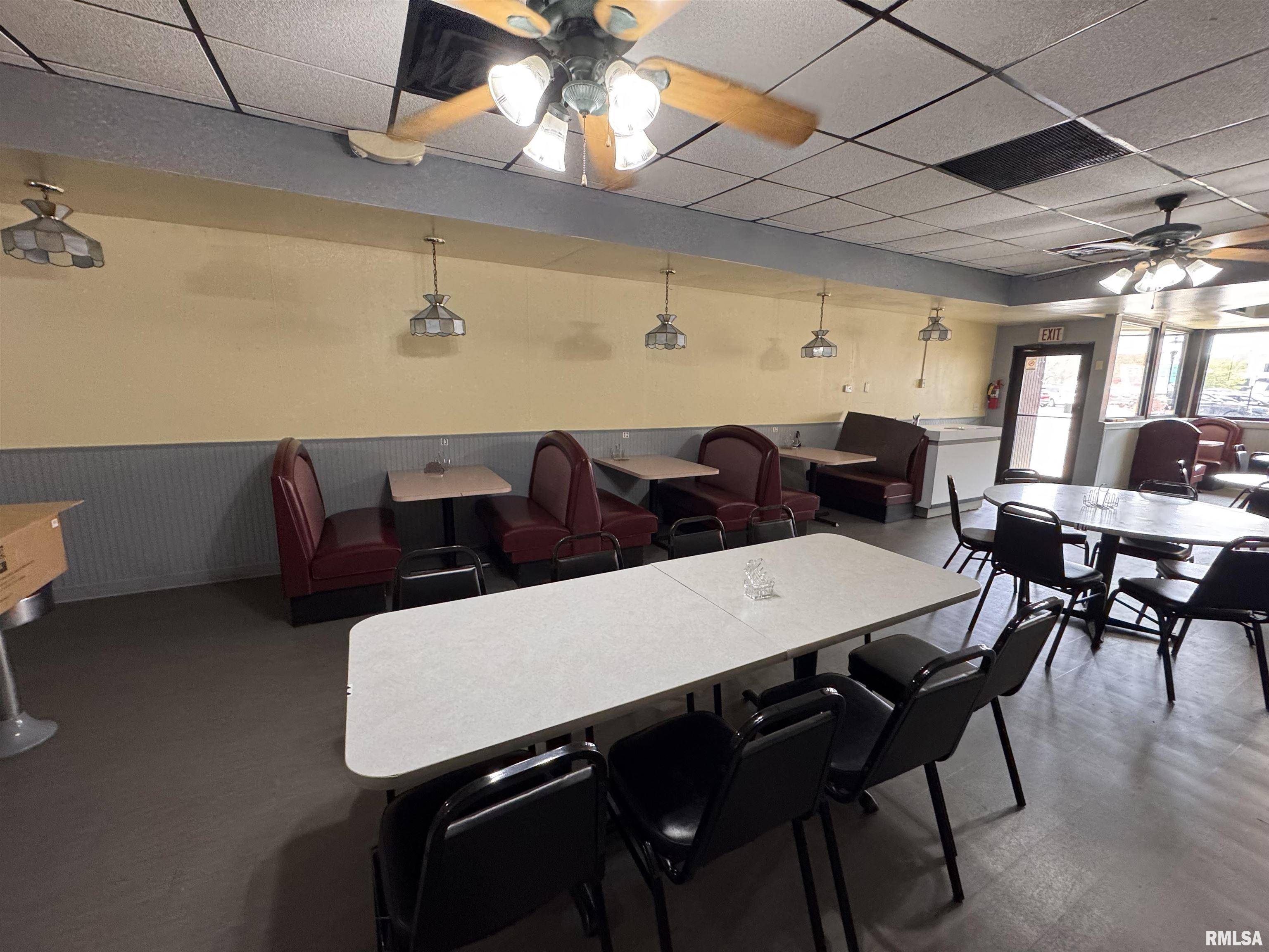 Macomb, IL 61455,118 S LAFAYETTE ST