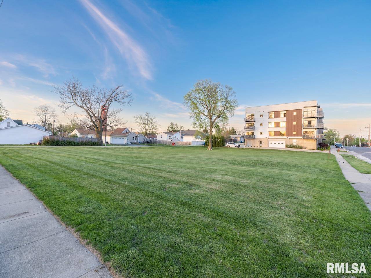Peoria Heights, IL 61616,1201 E DURYEA AVE