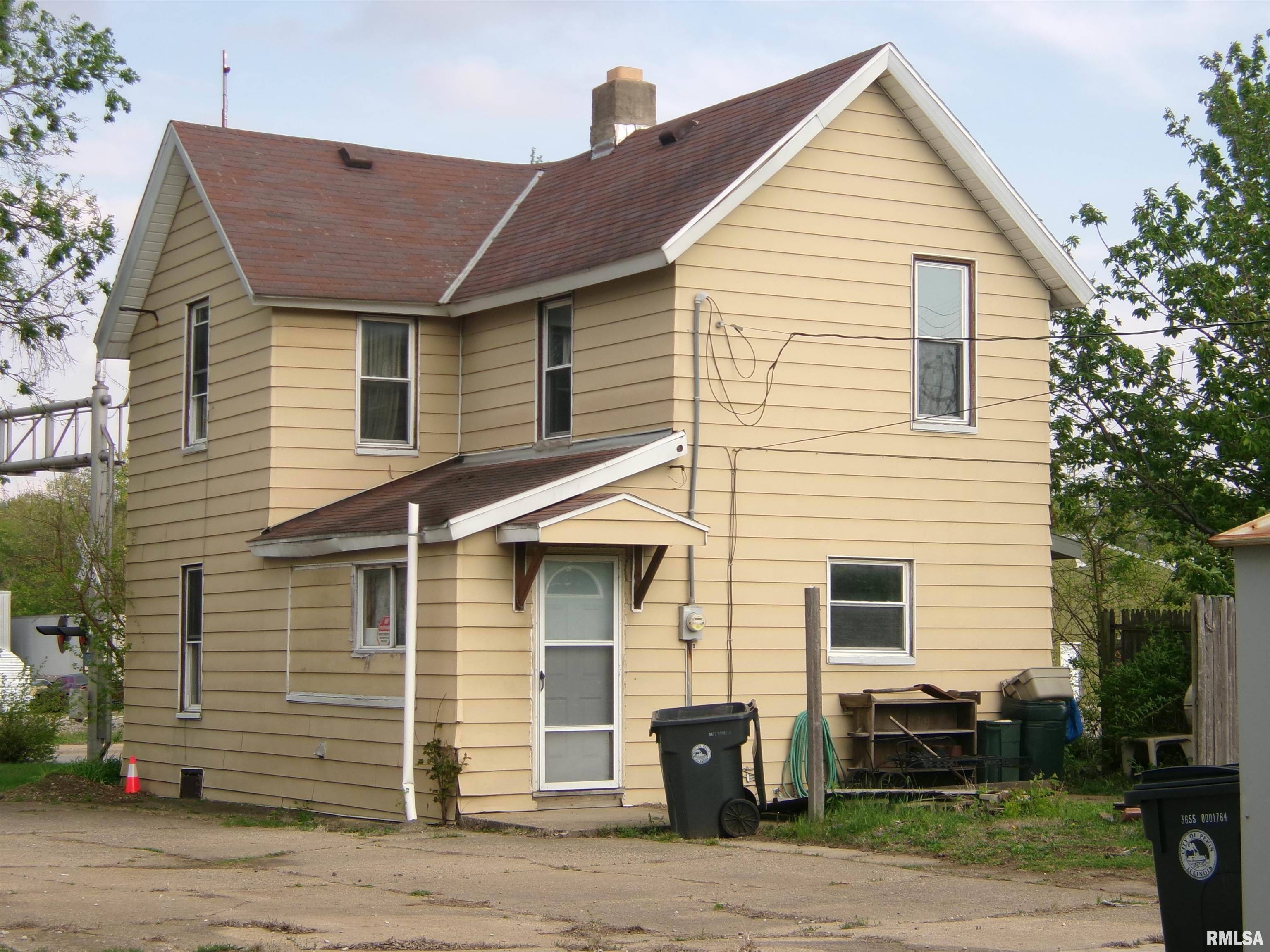 Pekin, IL 61554,605 S 2ND ST