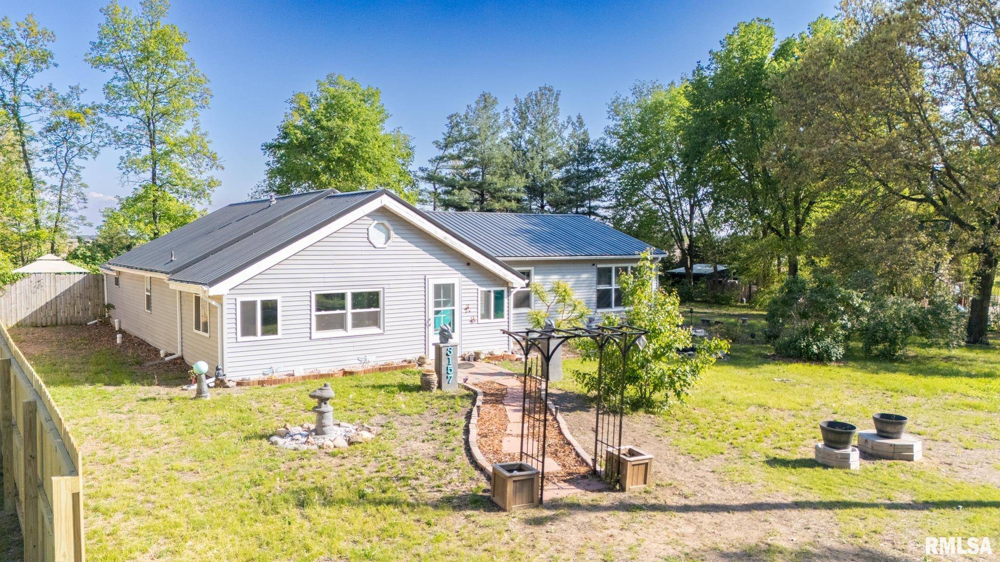 Manito, IL 61546,3157 RAKESTRAW RD