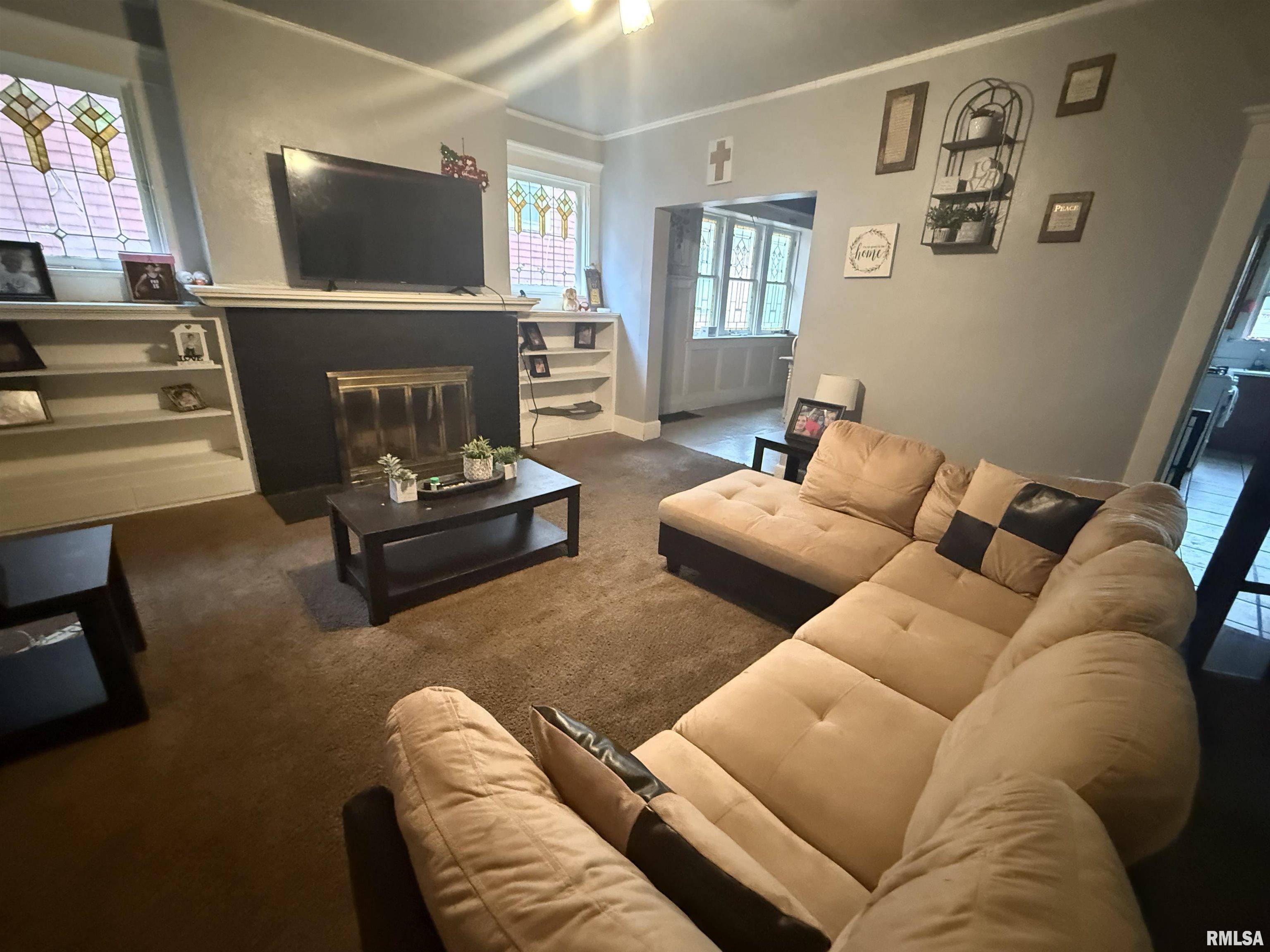 Peoria, IL 61606,1027 N UNIVERSITY ST