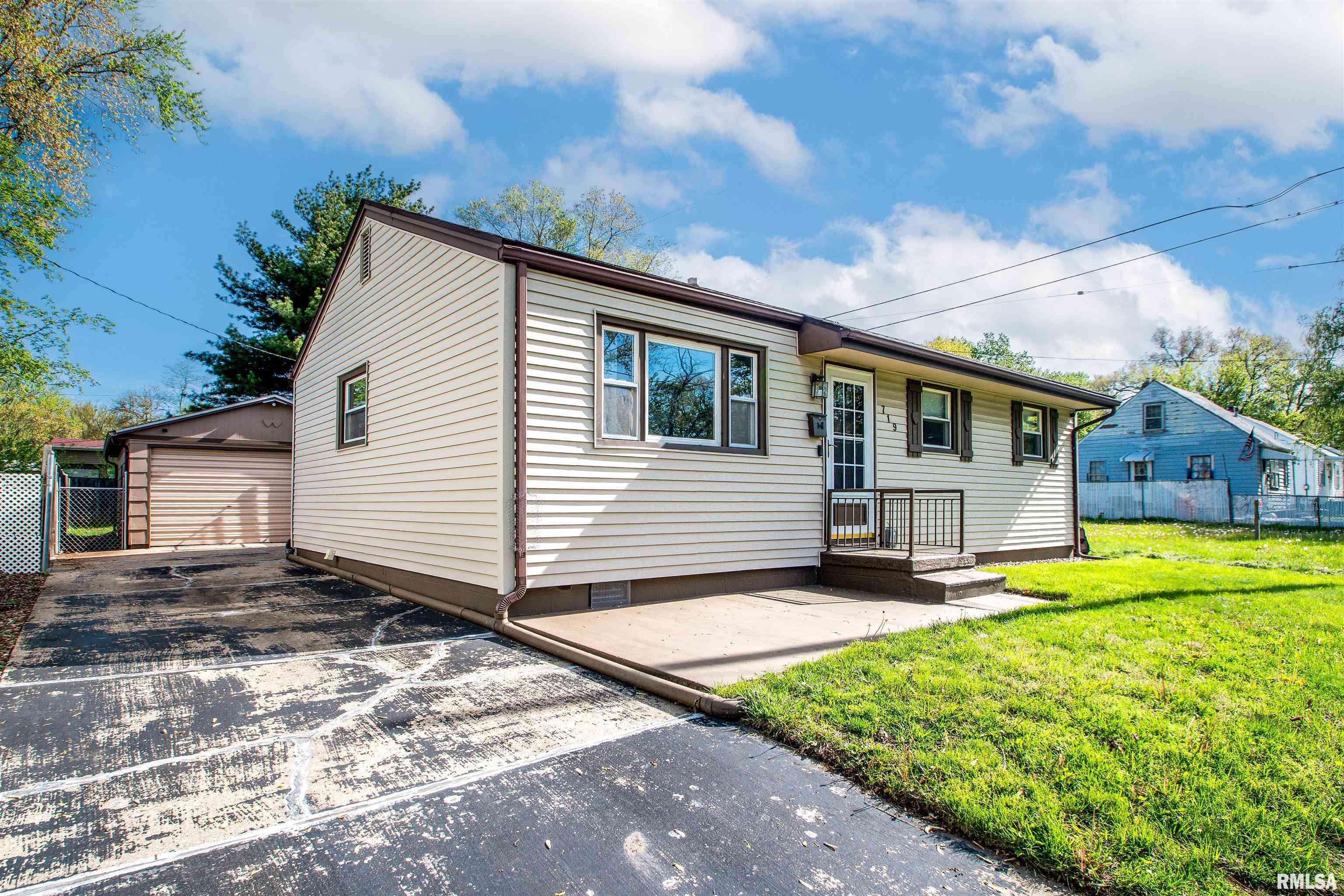 Peoria Heights, IL 61616,719 E DIVISION AVE