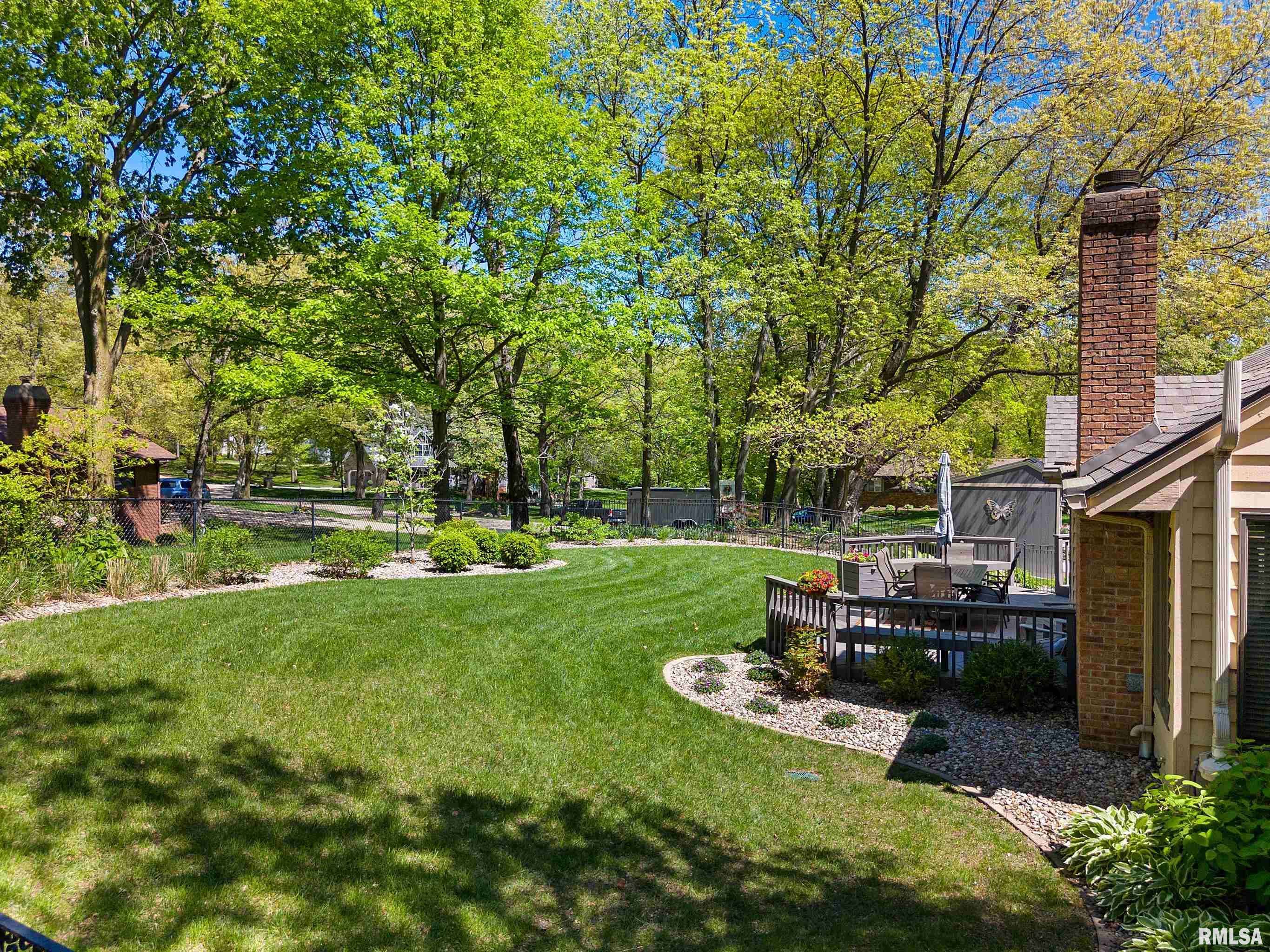 Pekin, IL 61554,22 OAKCREST DR