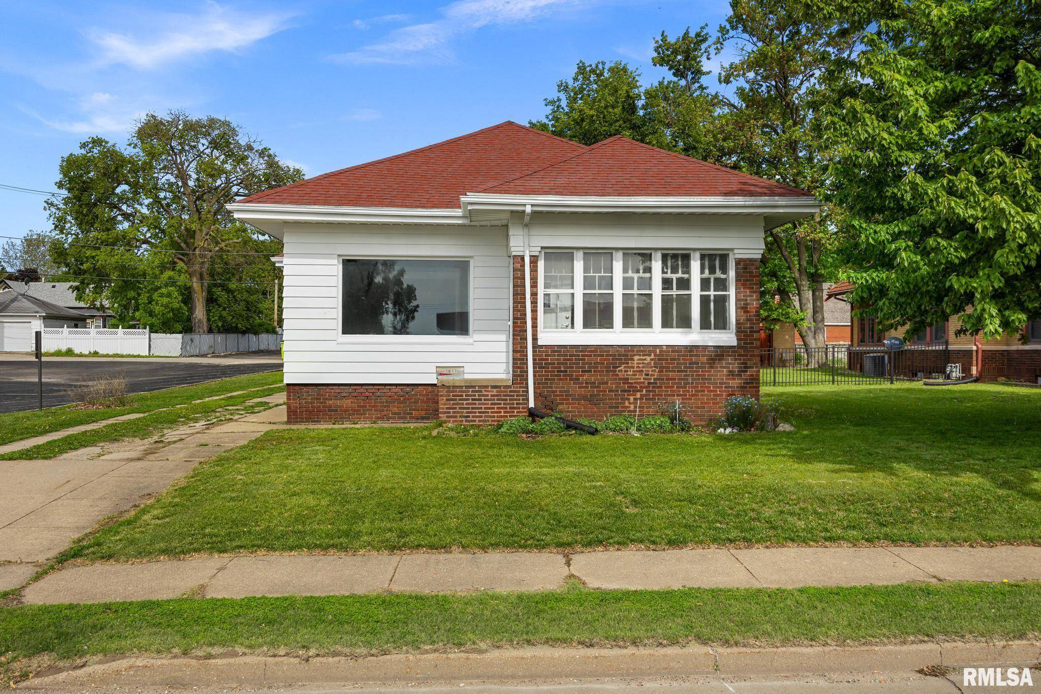 Chillicothe, IL 61523,1017 N 4TH ST