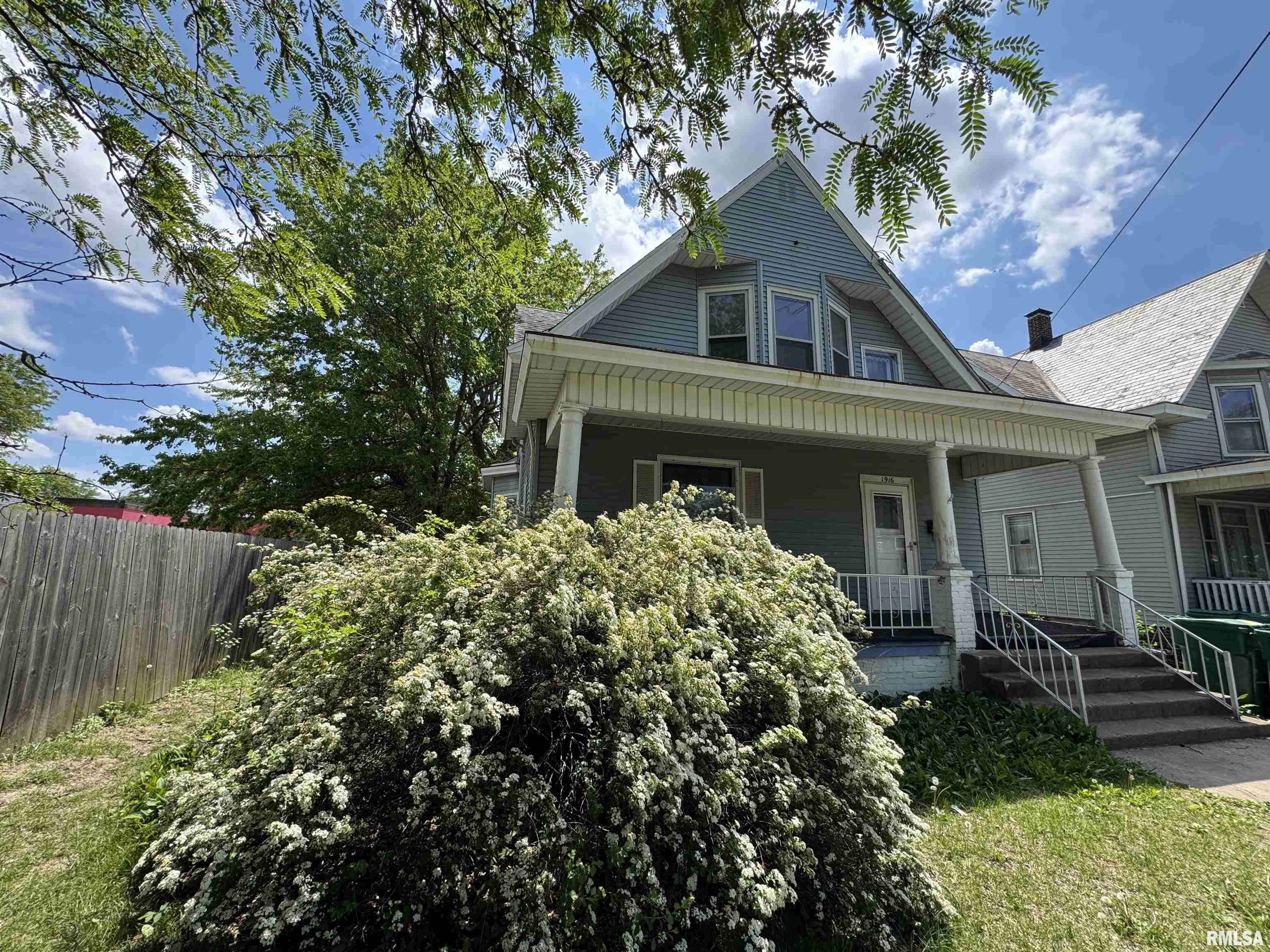 West Peoria, IL 61604,1916 W CLARKE AVE