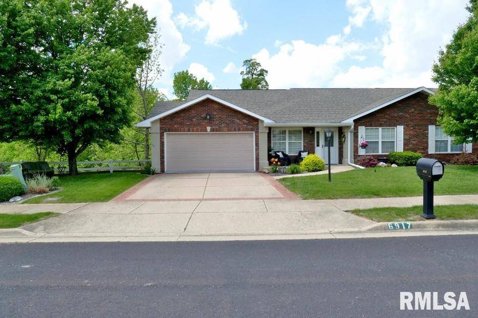 Peoria, IL 61615,6917 N FLAGSTONE CT