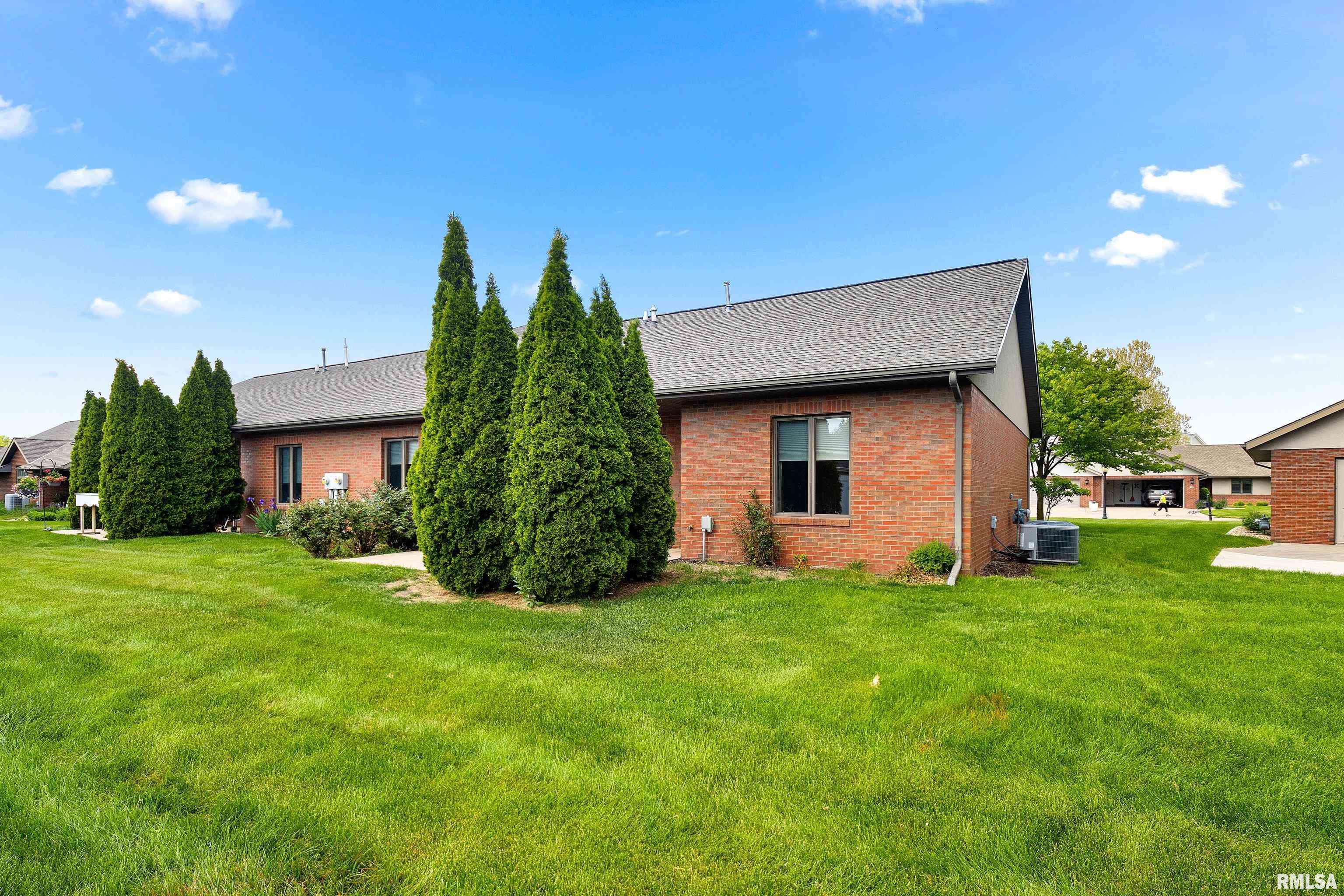 Morton, IL 61550,106 BARRINGTON PL #9