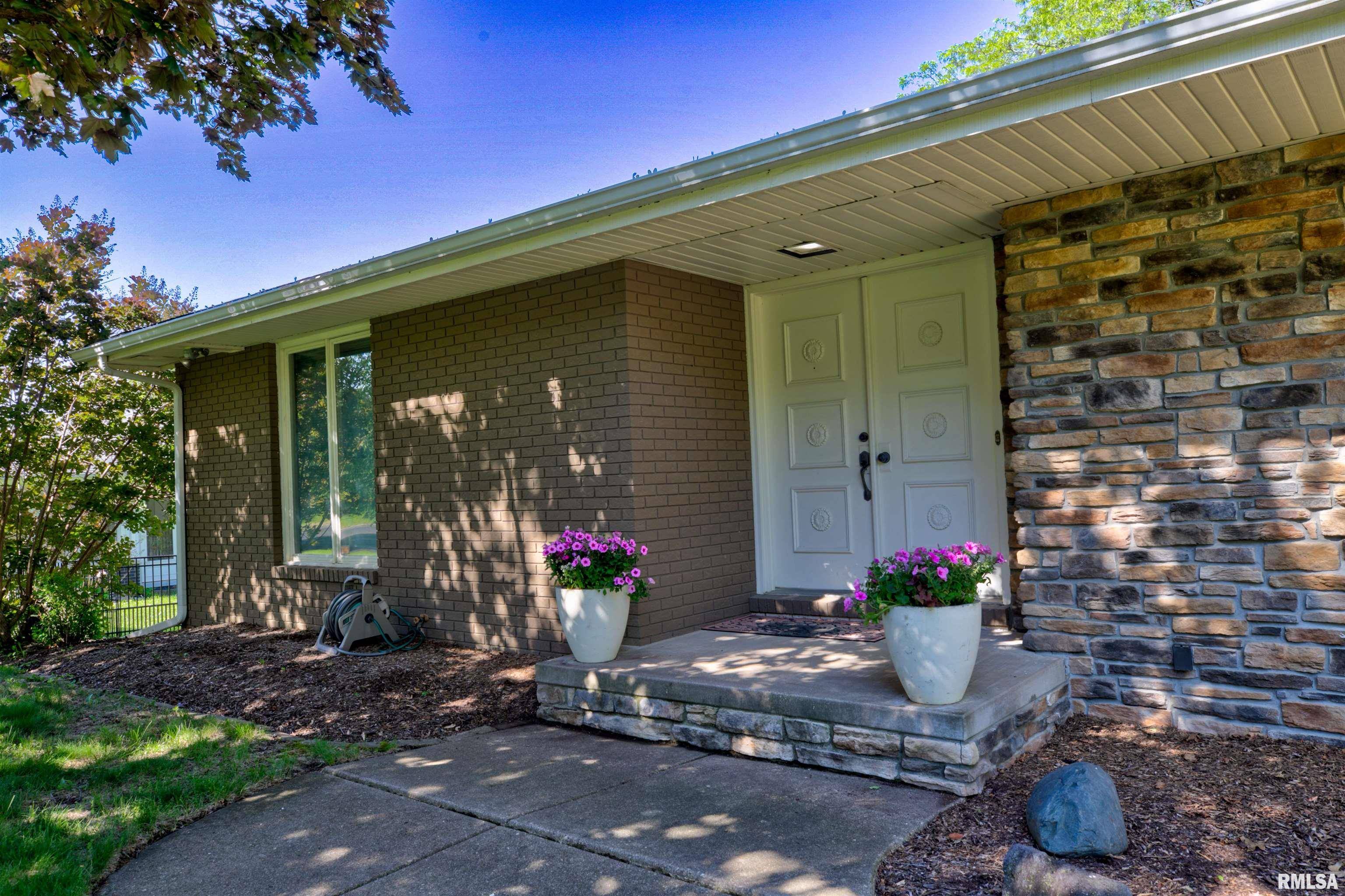Peoria, IL 61614,7305 N EDGEWILD DR