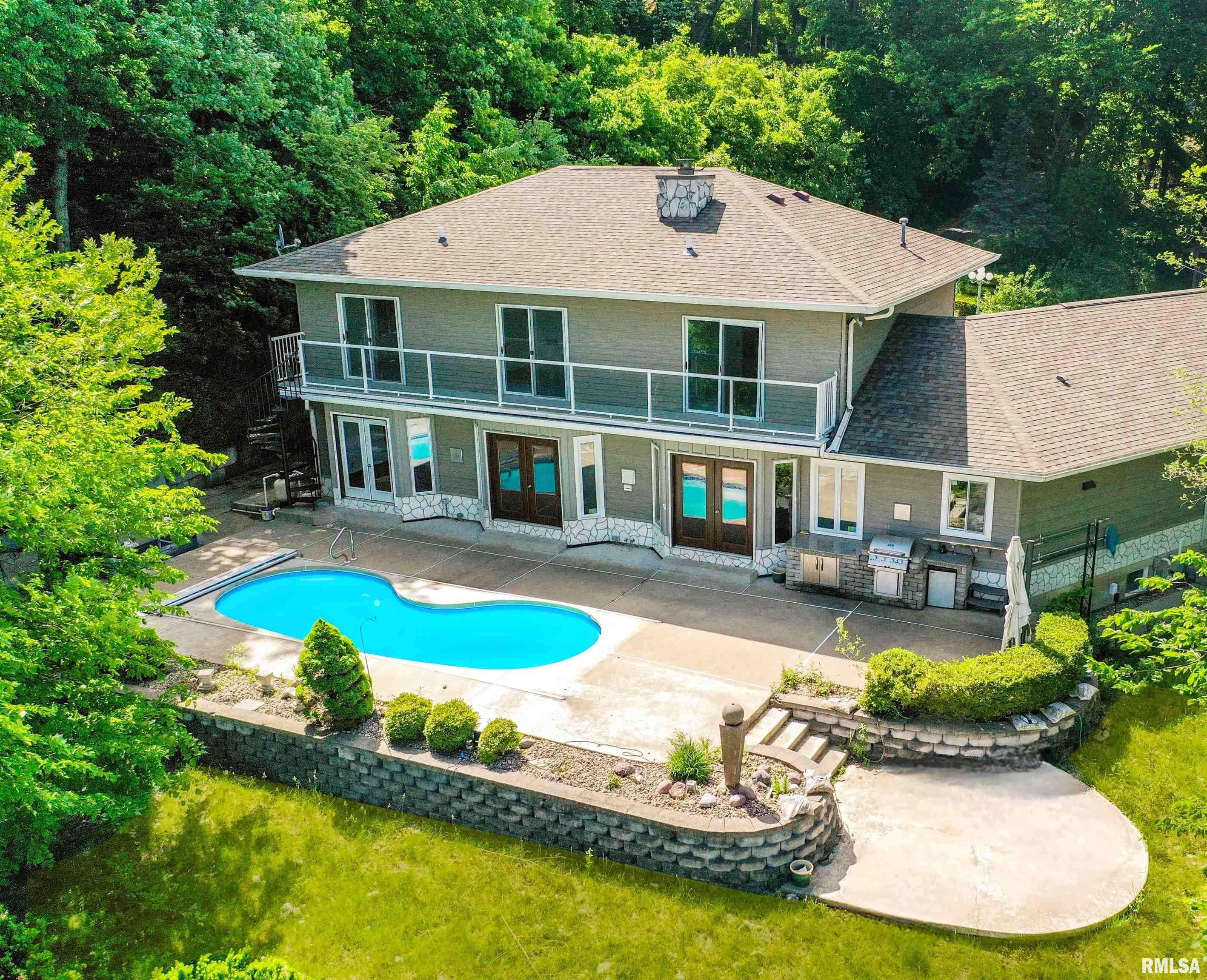 East Peoria, IL 61611,1045 FONDULAC DR