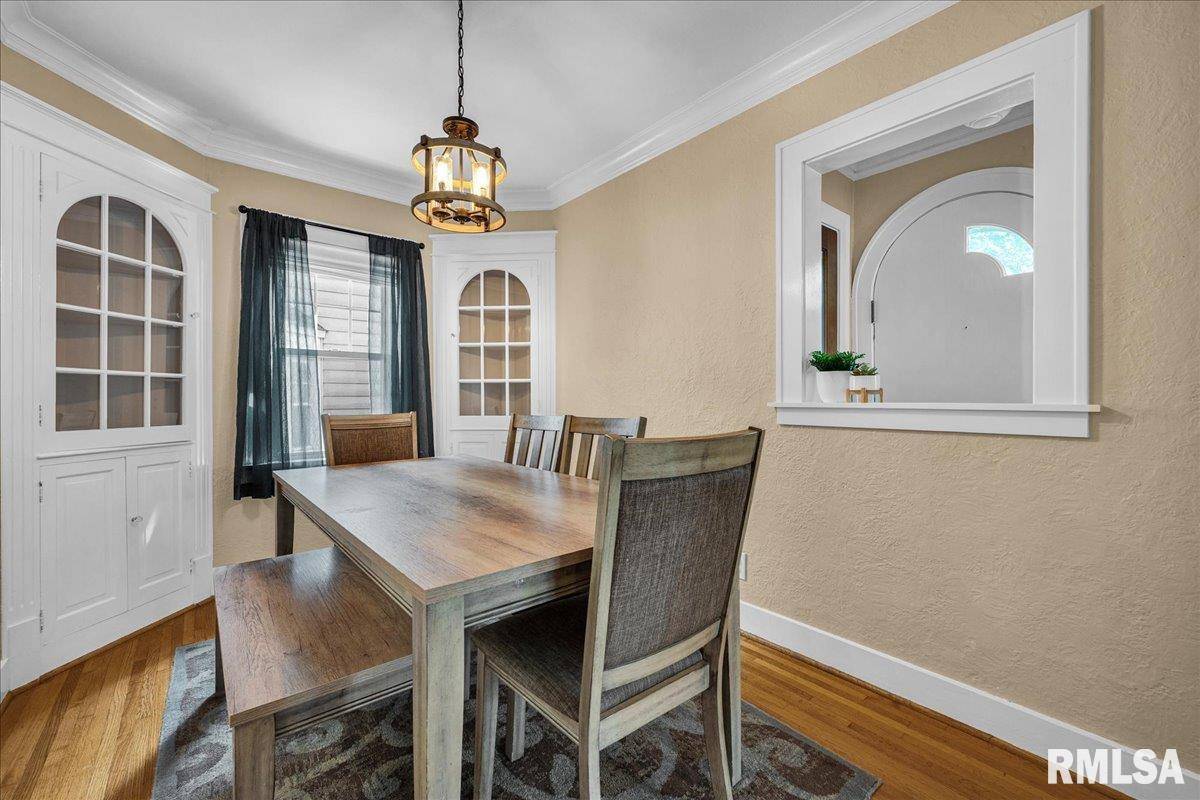 West Peoria, IL 61604,106 N FAIRWAY DR