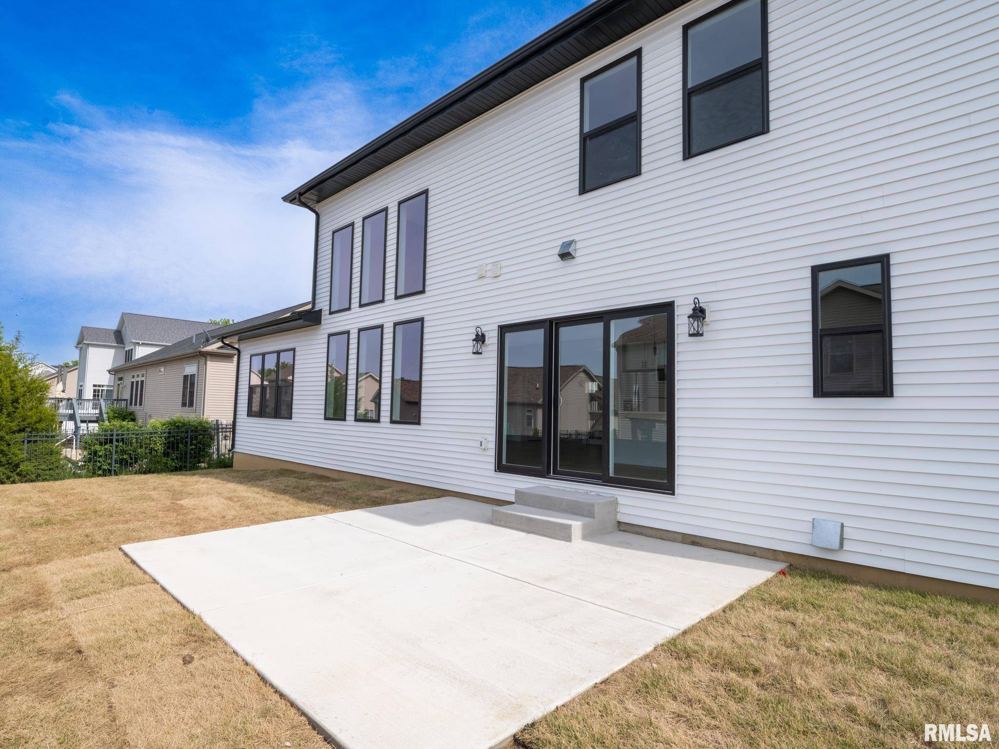 Washington, IL 61571,112 SHANNON HILLS DR