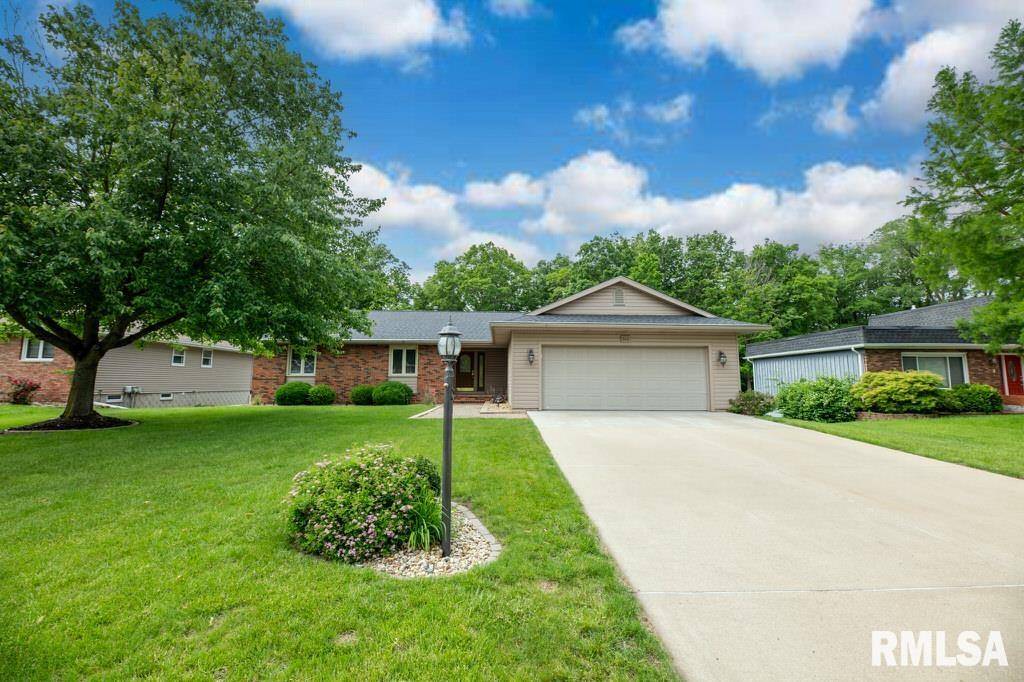 East Peoria, IL 61611,515 ILLINI DR