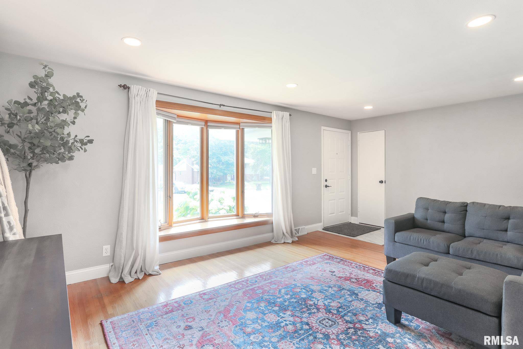 Peoria, IL 61614,4415 N ROSEMEAD DR