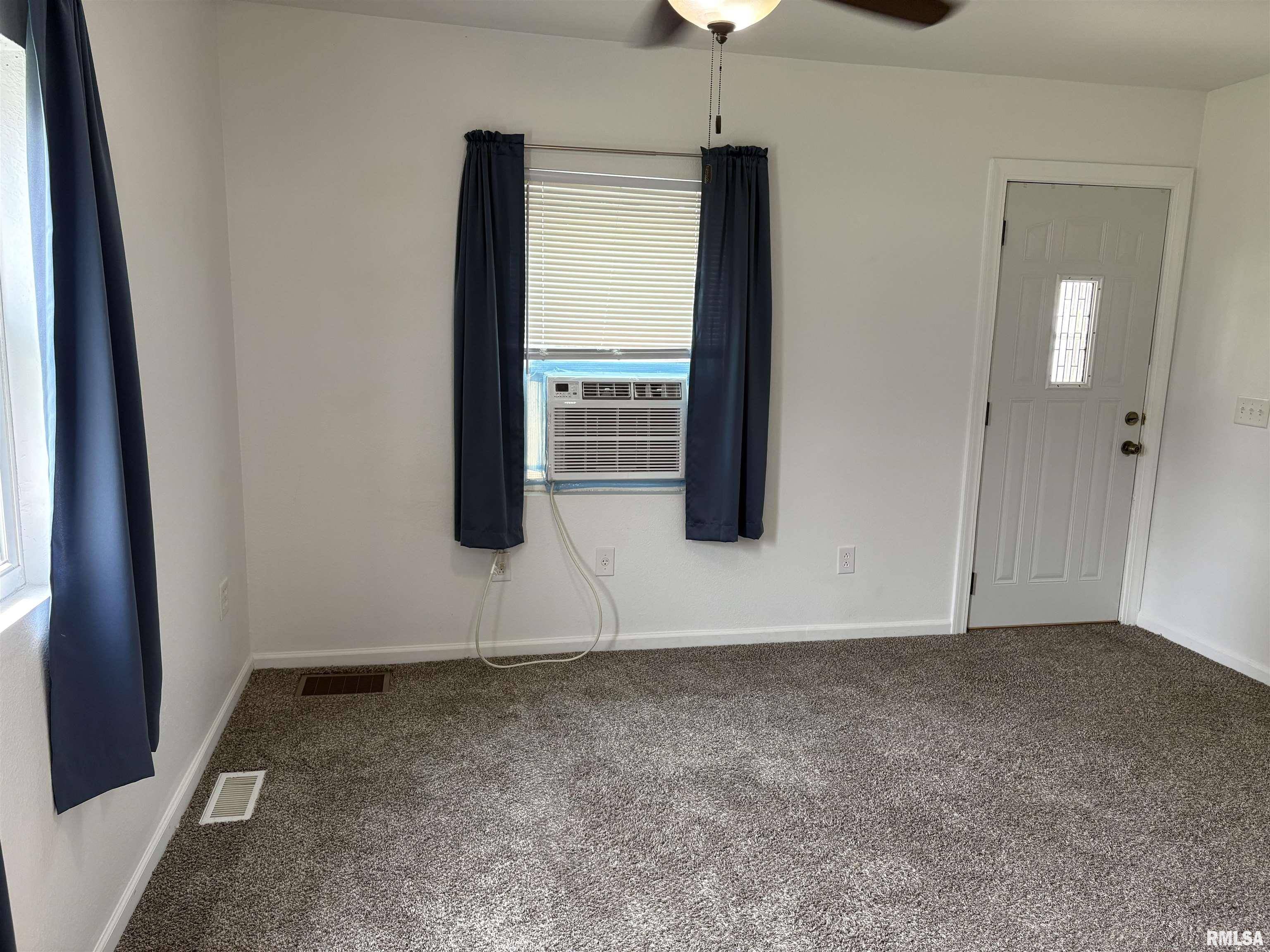 West Peoria, IL 61604,2807 W KENWOOD AVE