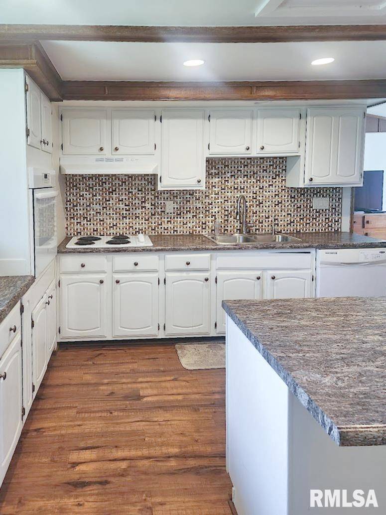 Princeville, IL 61559,18223 N SLANE RD