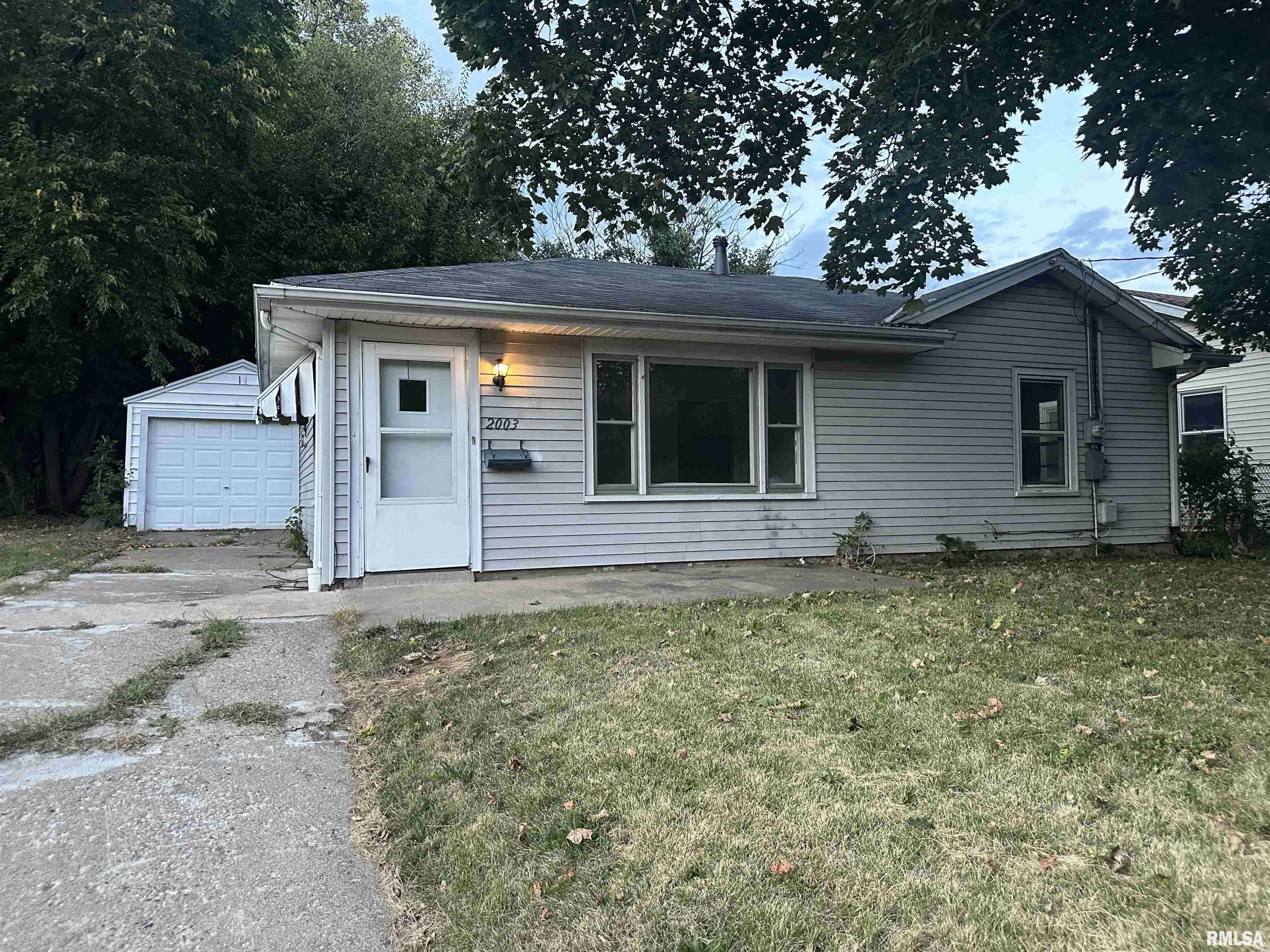 Peoria, IL 61605,2003 W MARTIN ST