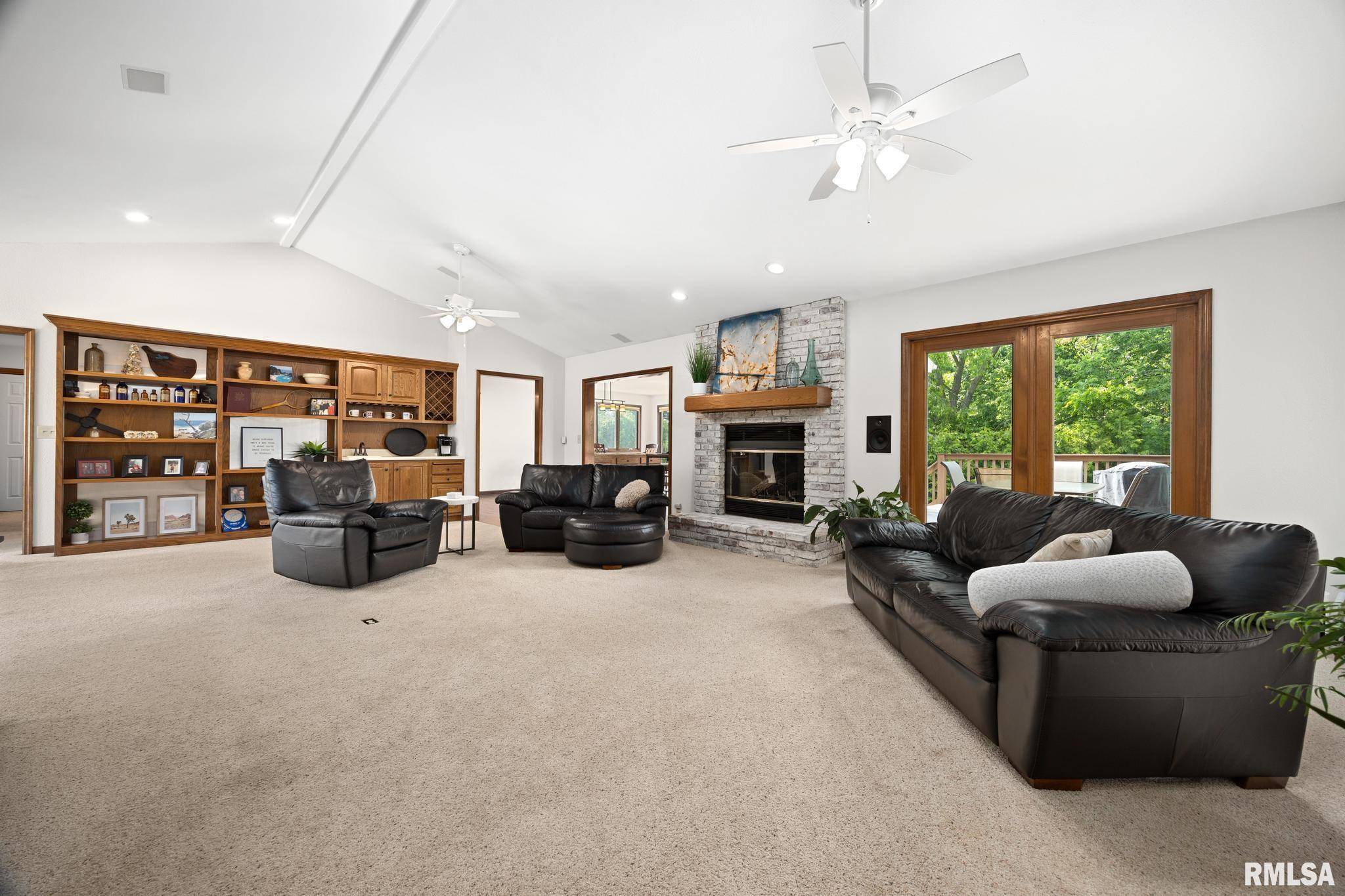 Germantown Hills, IL 61548,905 HIGHLAND CT