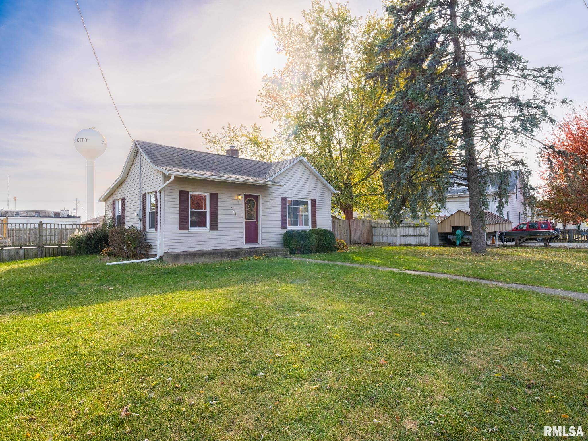 Yates City, IL 61572,106 W BISHOP ST