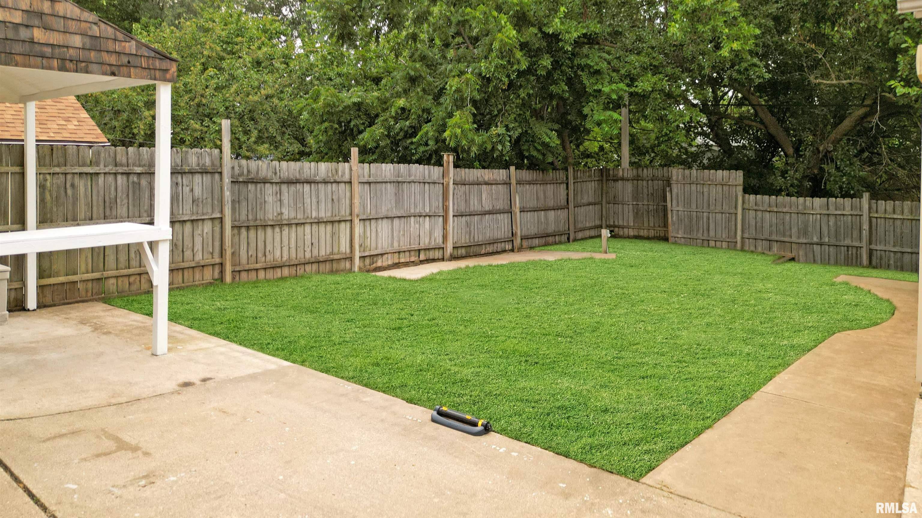 Peoria Heights, IL 61616,621 E SCIOTA AVE