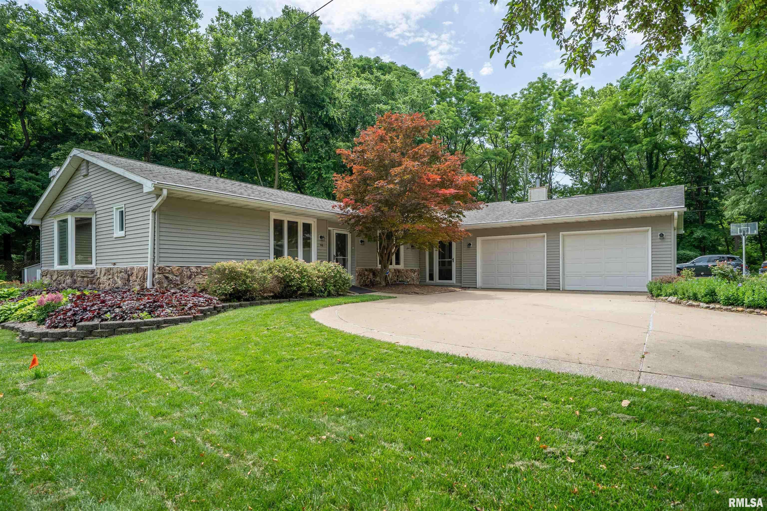 Peoria, IL 61614,748 E POPLET HOLLOW RD