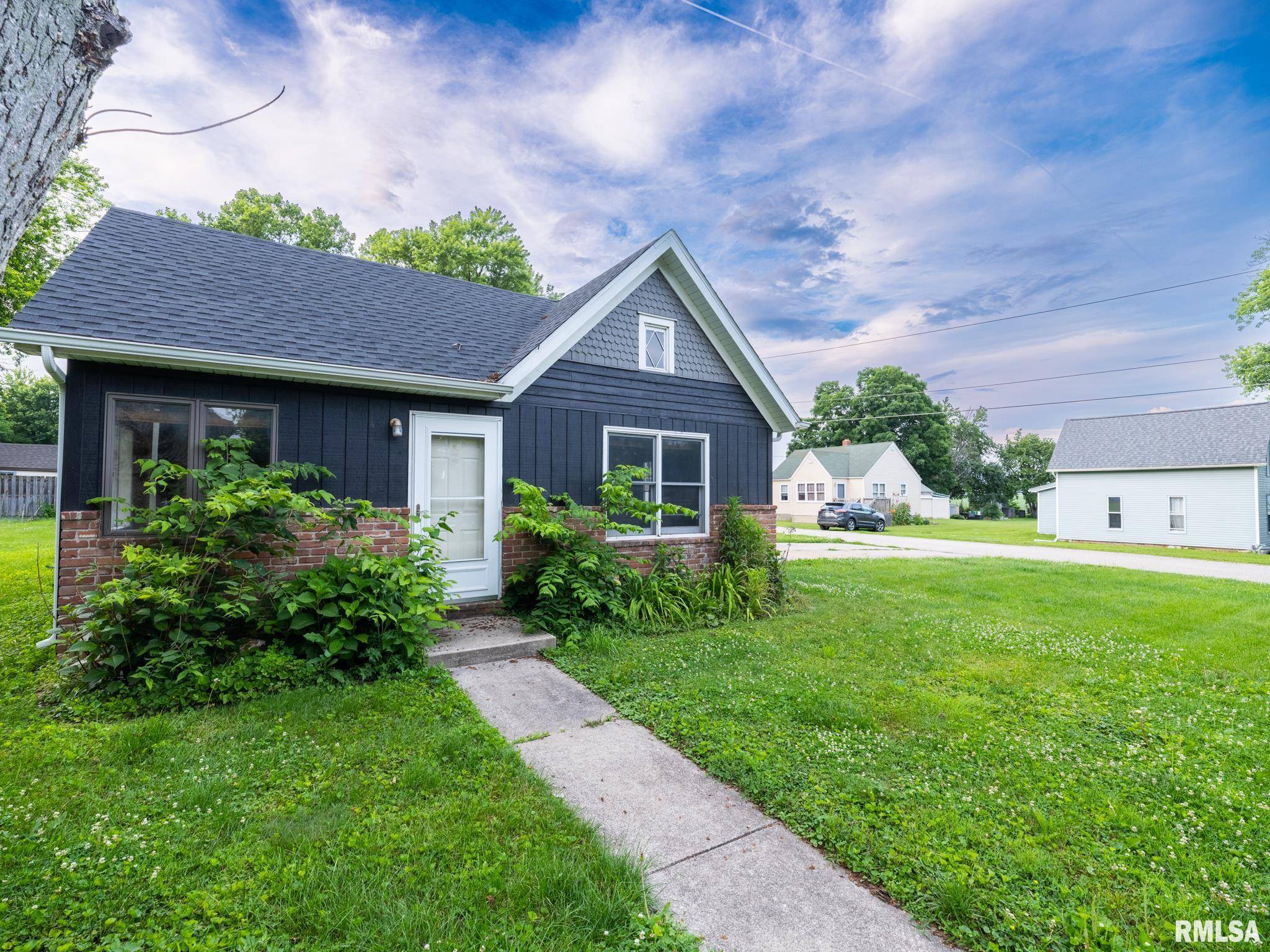 Tremont, IL 61568,321 E TAZEWELL ST