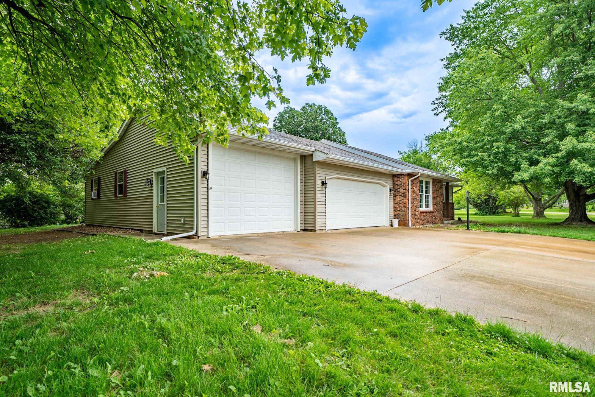 Morton, IL 61550,26530 Westlane DR