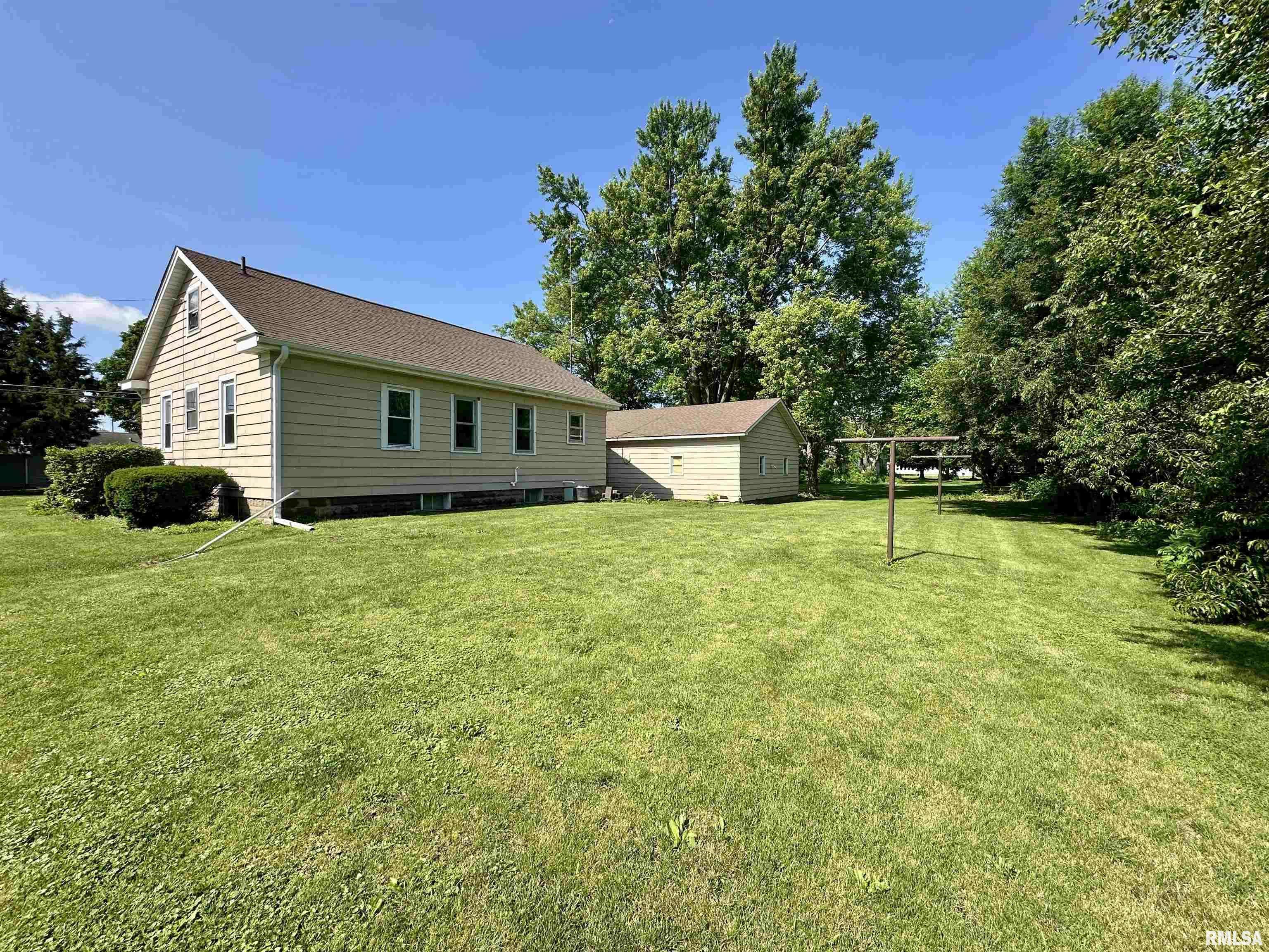 Secor, IL 61771,110 E Van Alstine ST