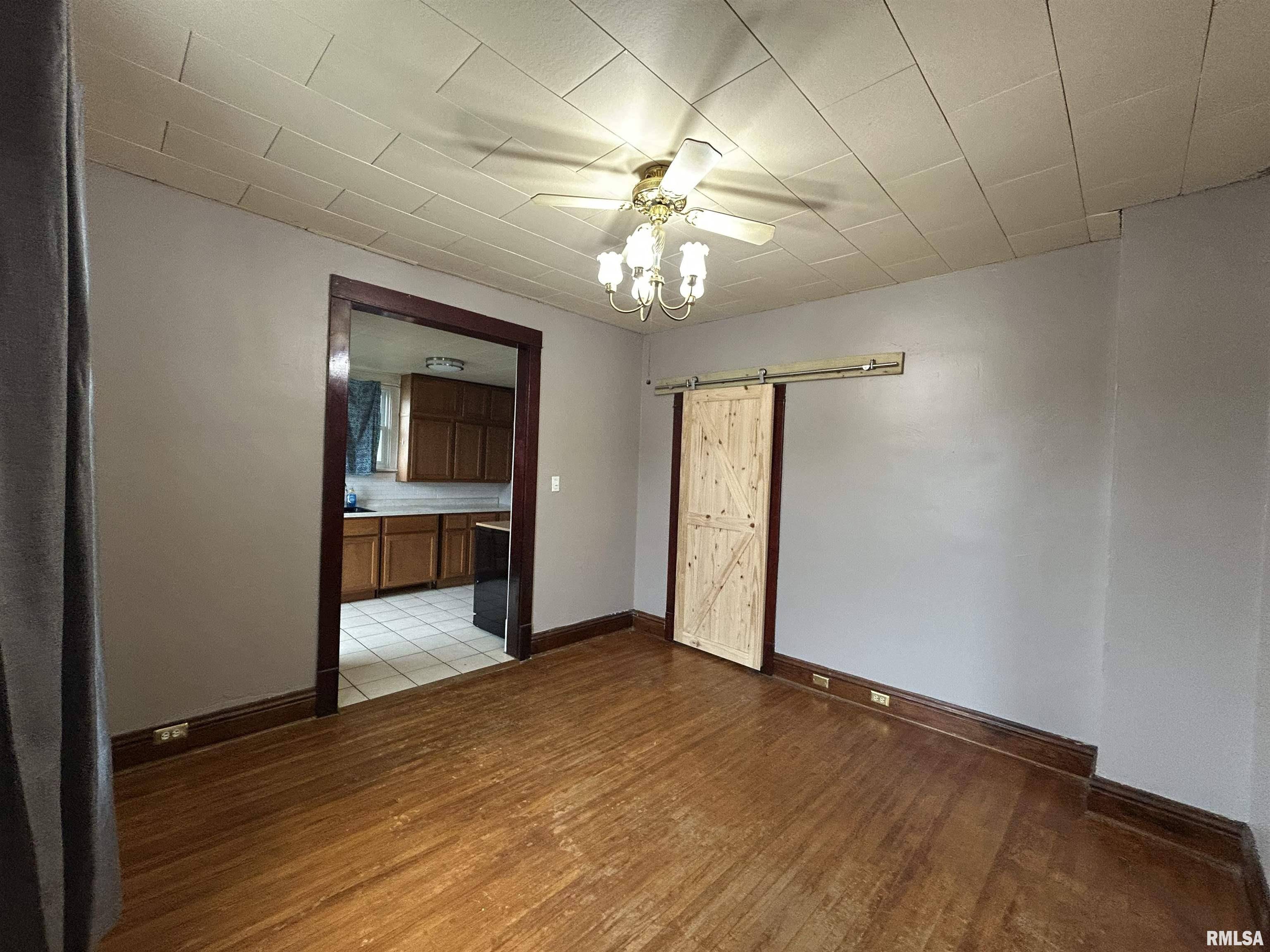 Pekin, IL 61554,1208 S 13TH ST