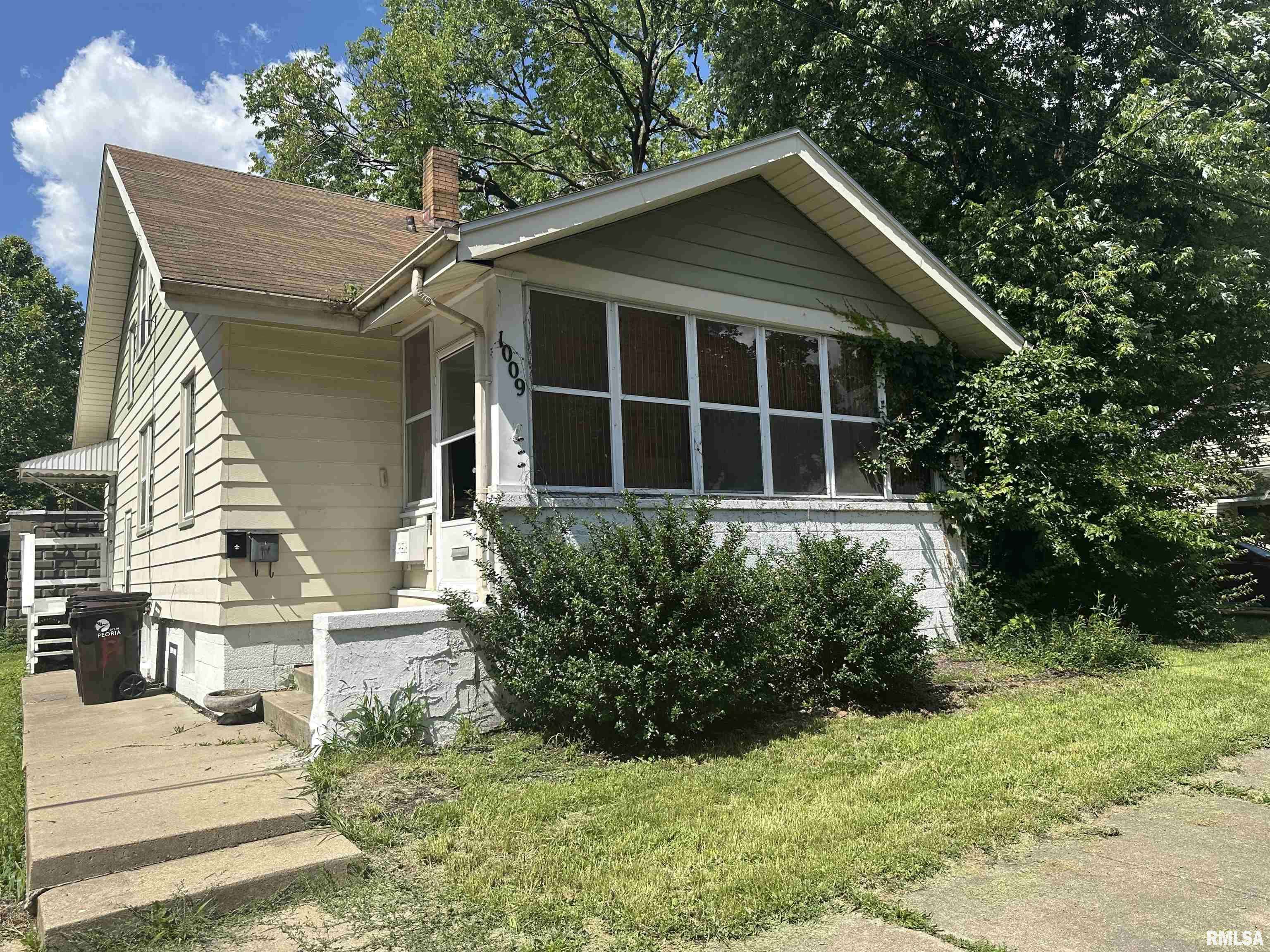Peoria, IL 61606,1009 W ARMSTRONG AVE