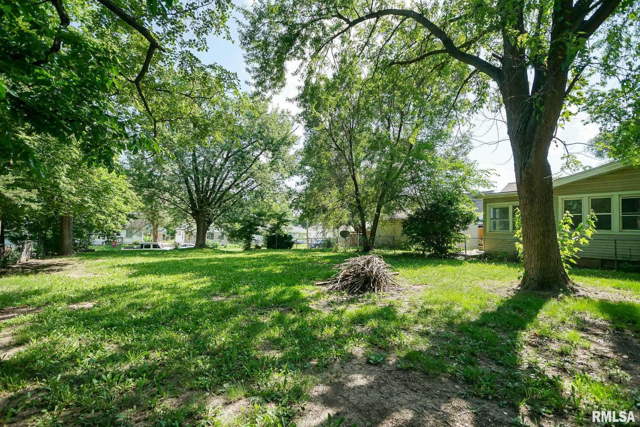 Peoria, IL 61605,2819 W SEIBOLD ST