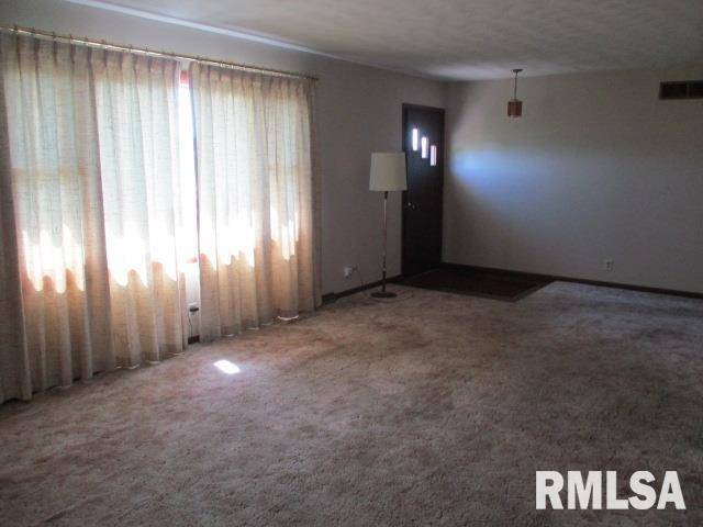 East Peoria, IL 61611,1265 SPRING BAY RD