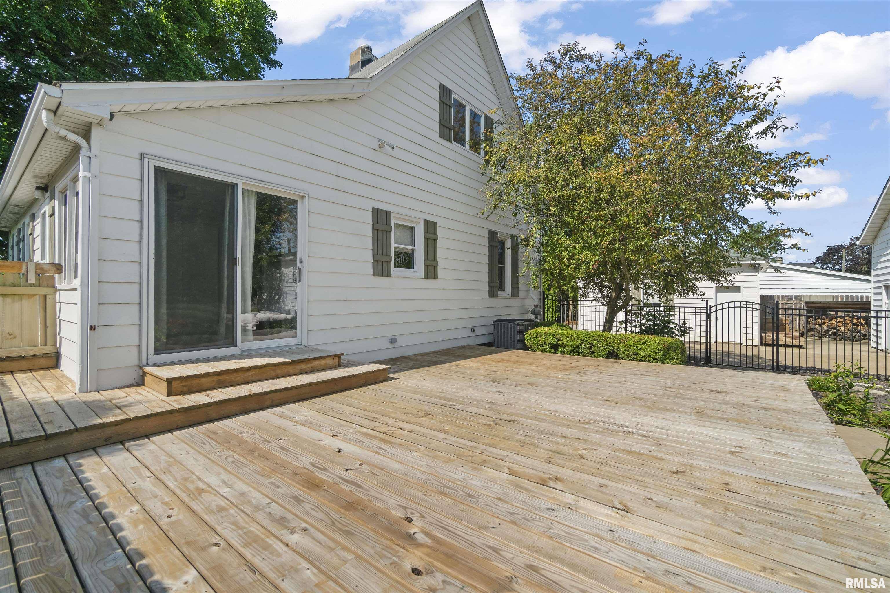 Congerville, IL 61729,108 E KAUFFMAN ST